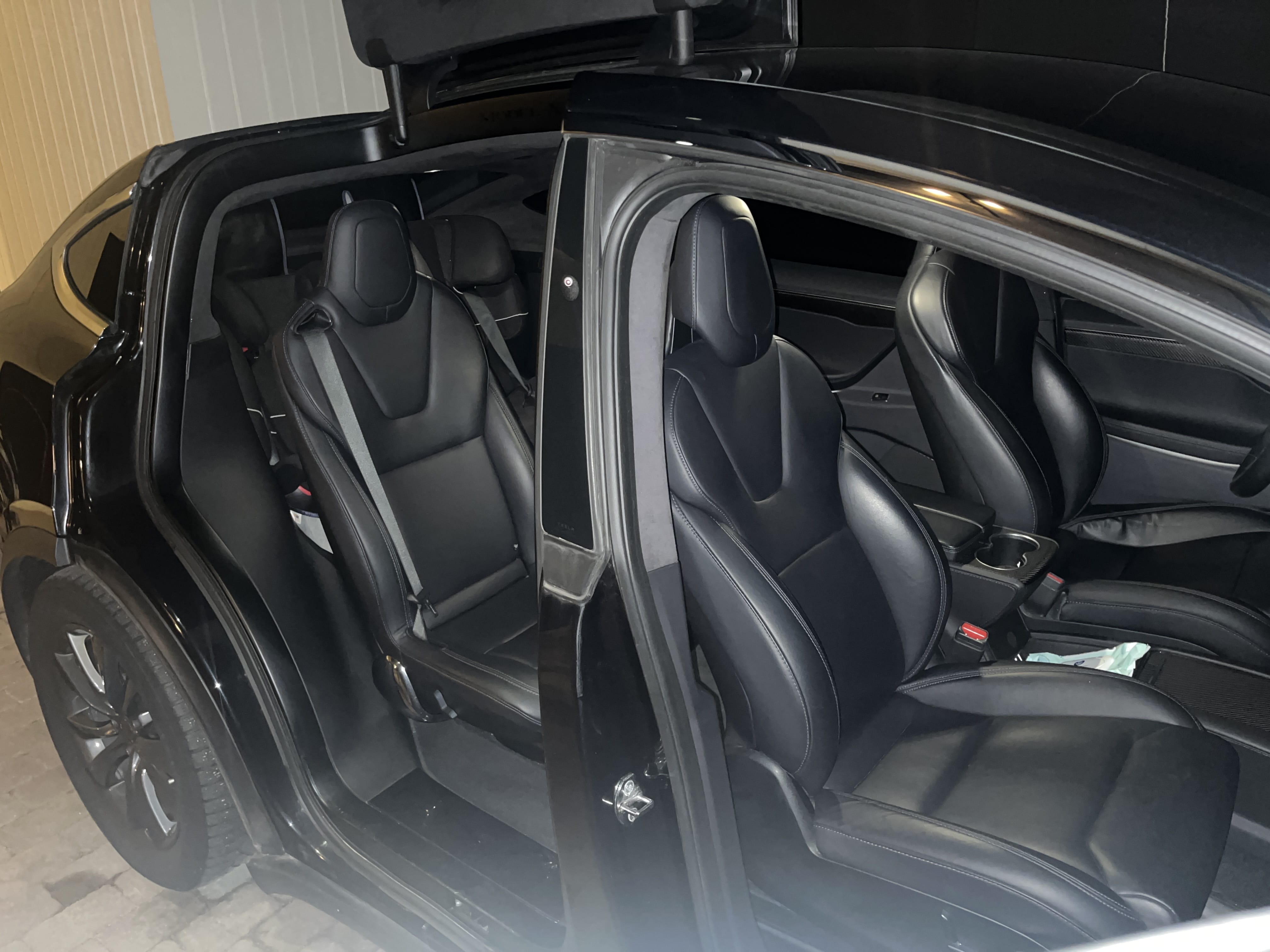 Tesla Model X med Cruisekontroll
