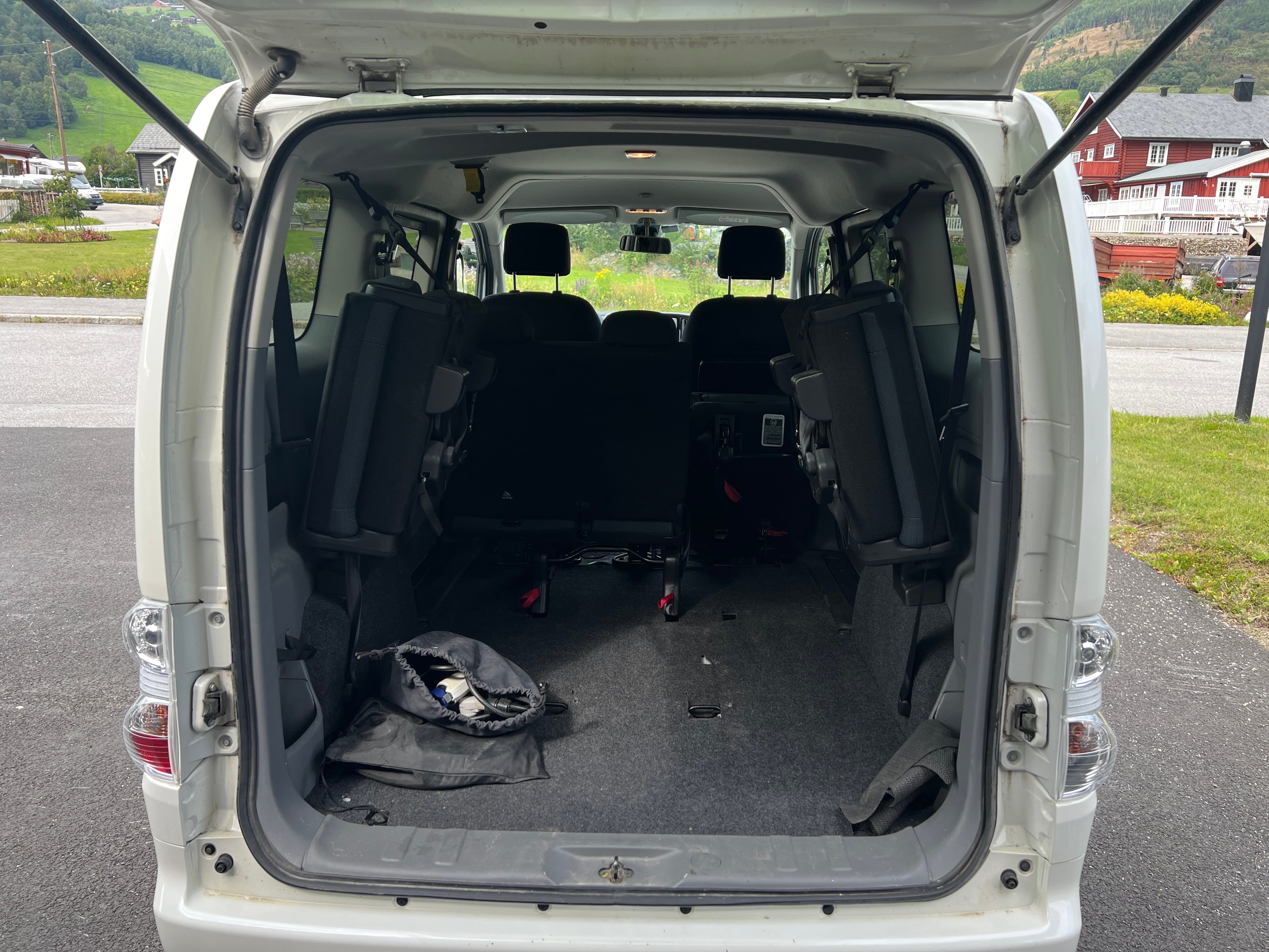 Nissan e-NV200 Evalia 40 kWh / ca 200 km rekkevidde +/- med Vinterdekk