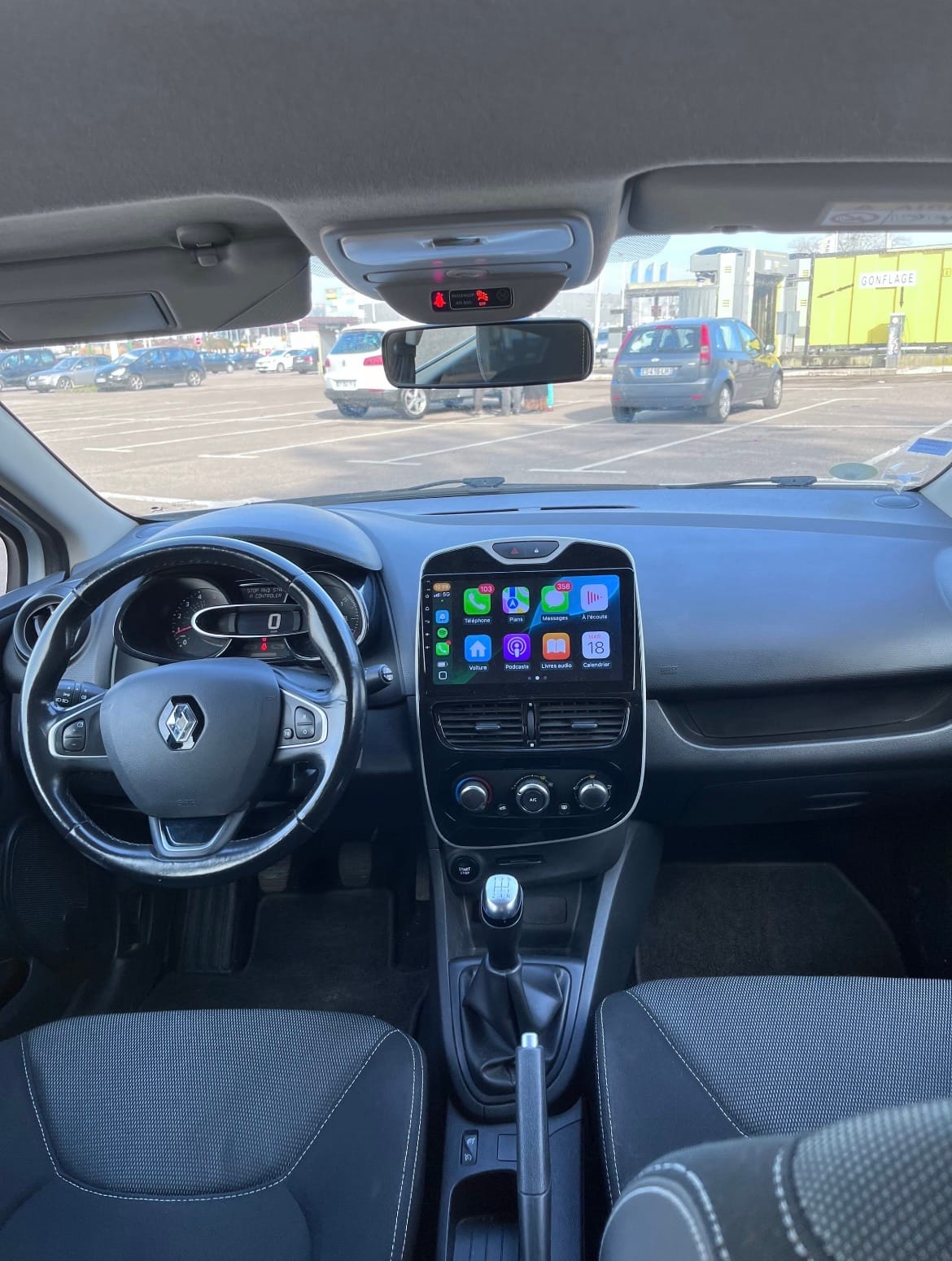 Renault Clio avec GPS