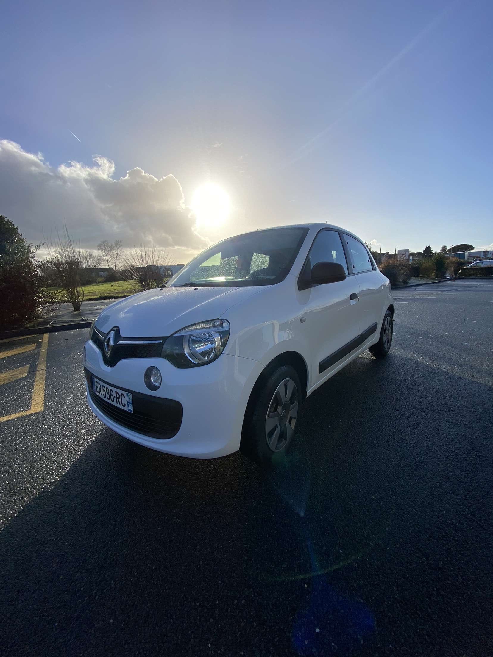 Renault Twingo III, 2017, Essence 98
