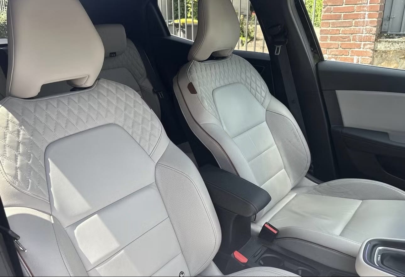 Renault Clio E-tech avec Régulateur de vitesse