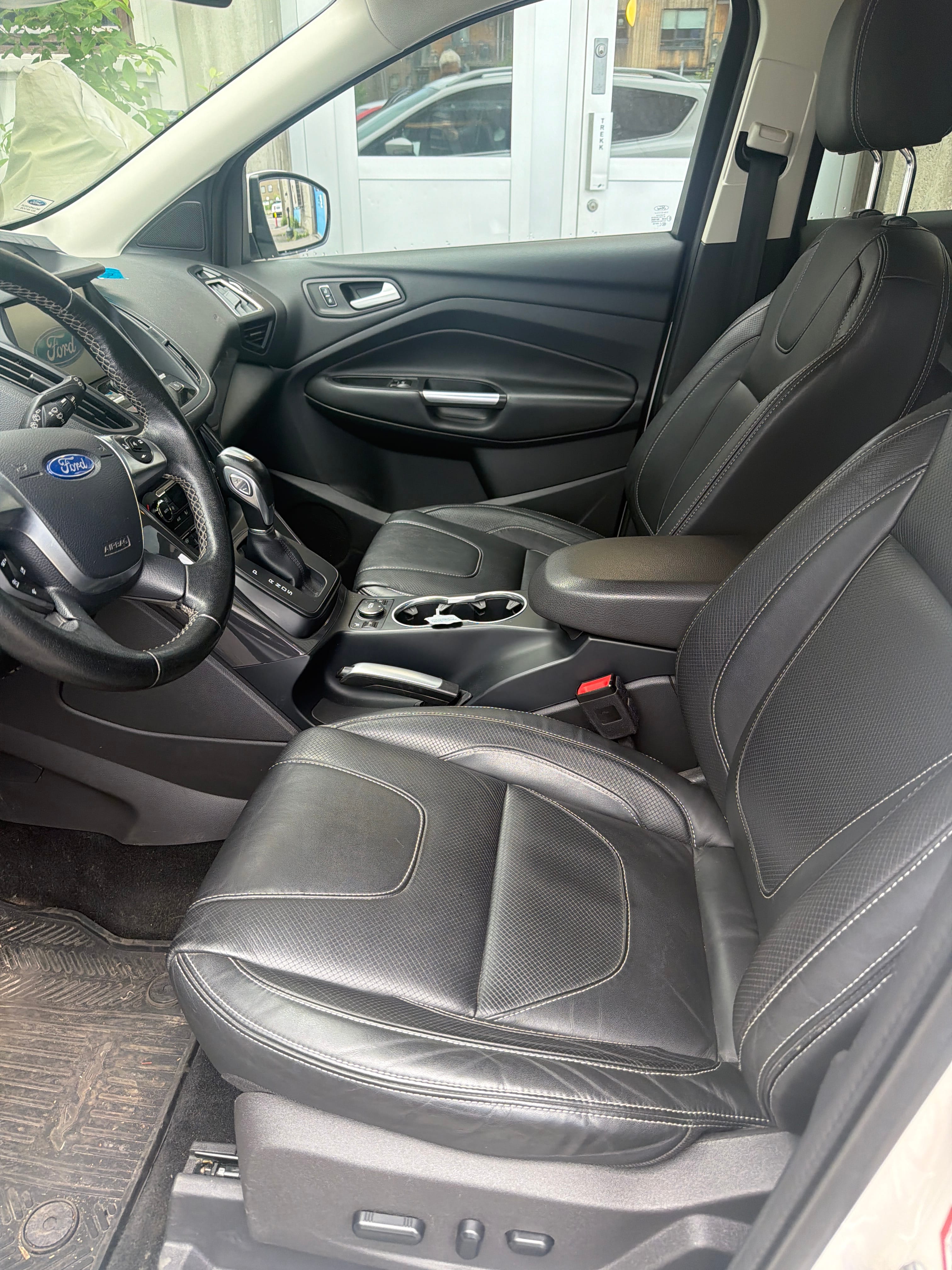 Ford Kuga med Cruisekontroll