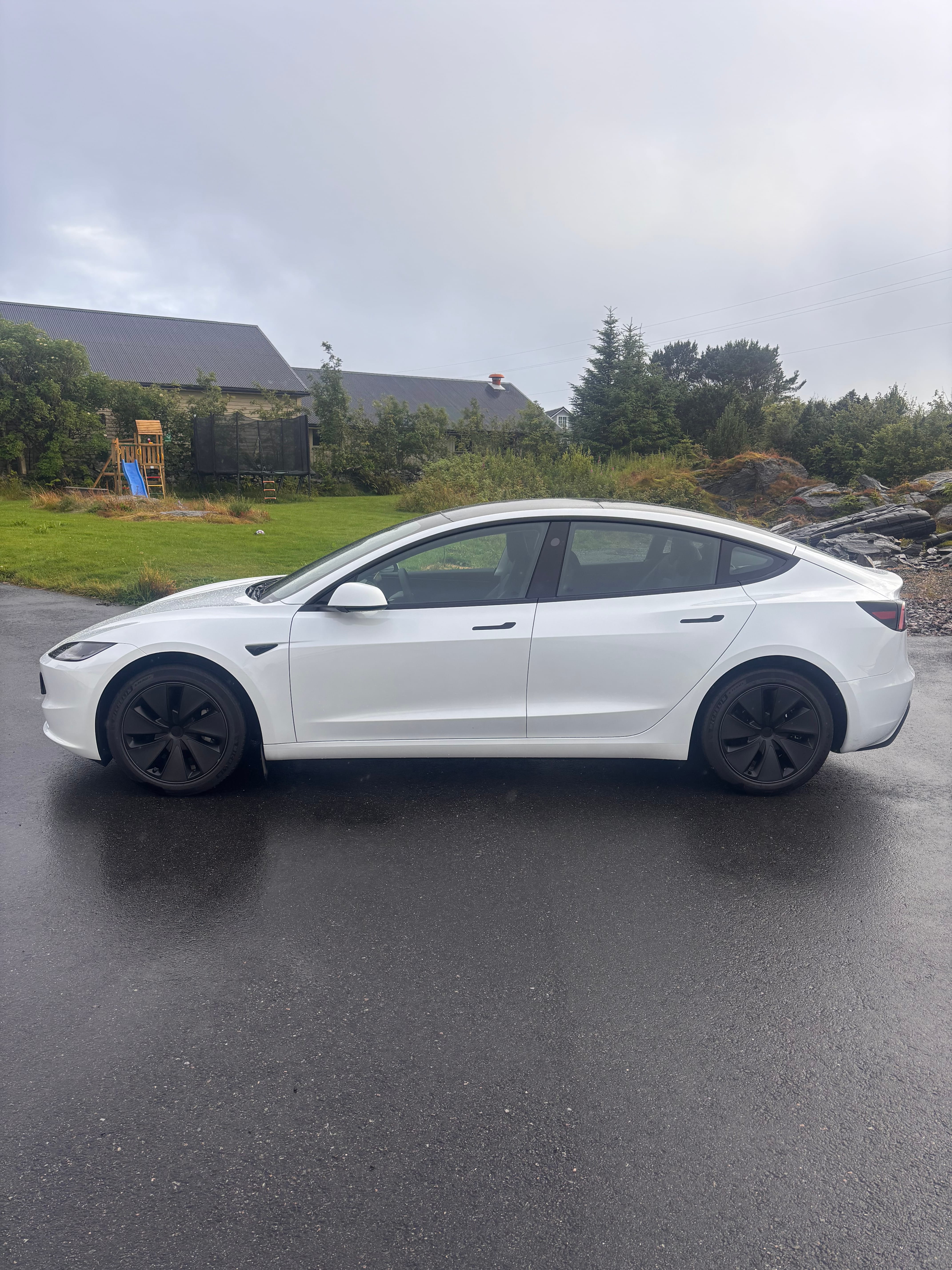 Tesla Model 3 Long Range med Aircondition
