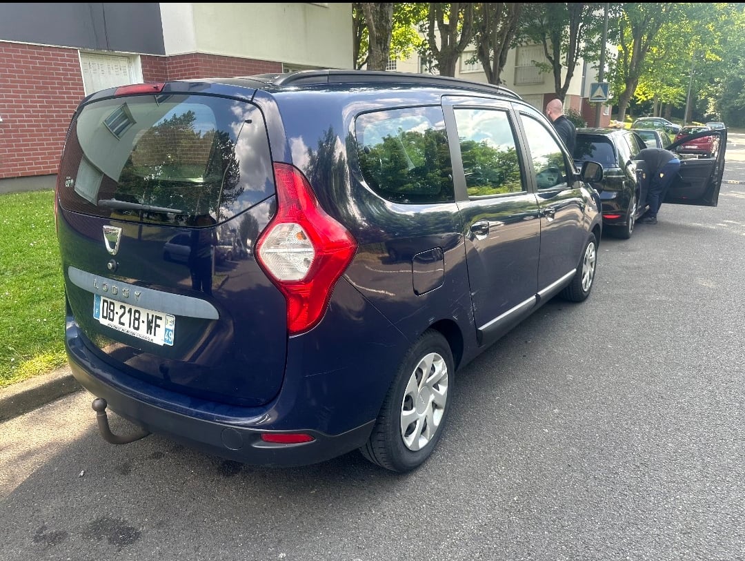 Dacia Lodgy avec GPS