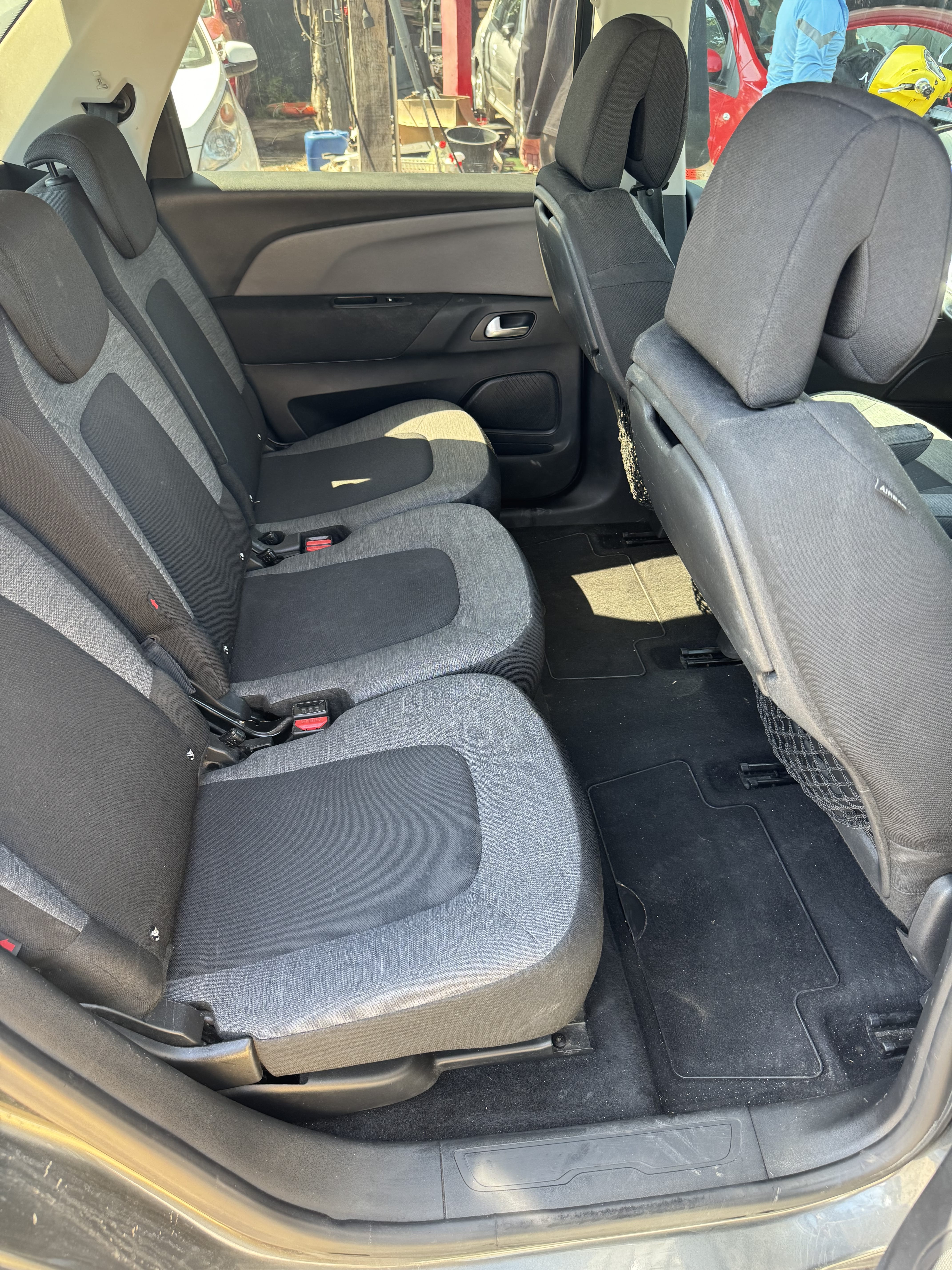 Citroen C4 Picasso avec Siège bébé
