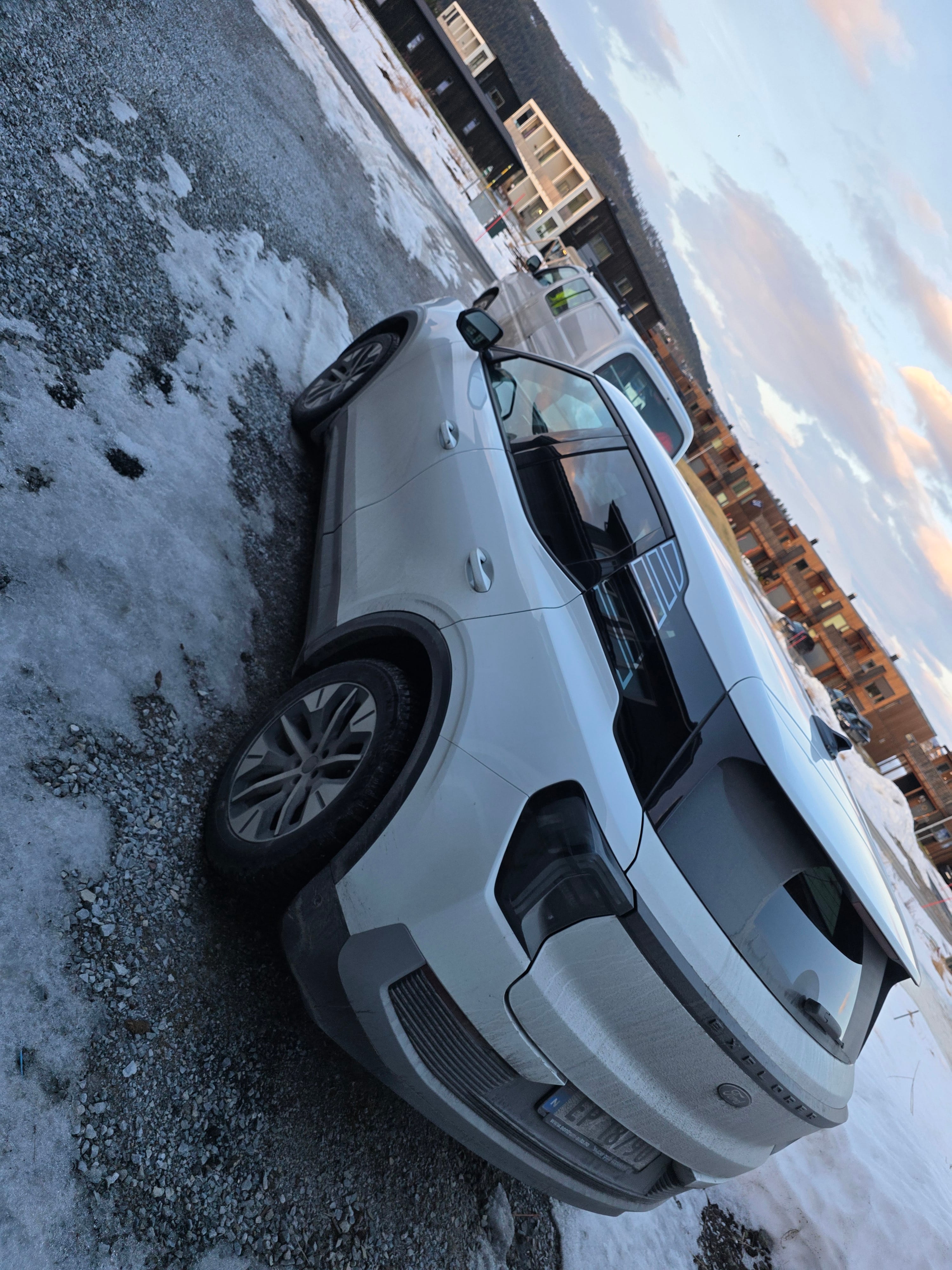 Ford Explorer ST med Ryggekamera