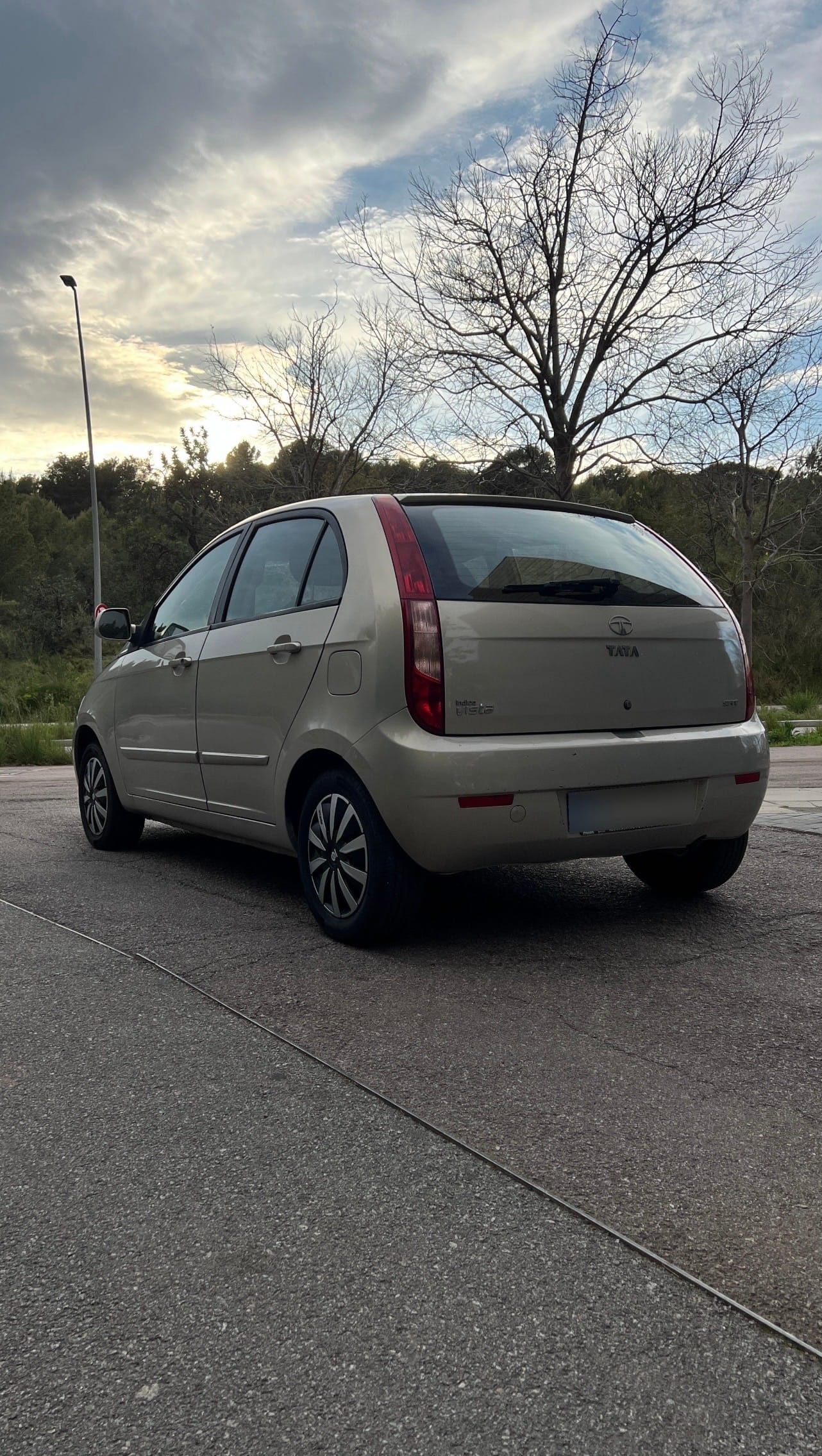 Tata Motors Vista con GPS