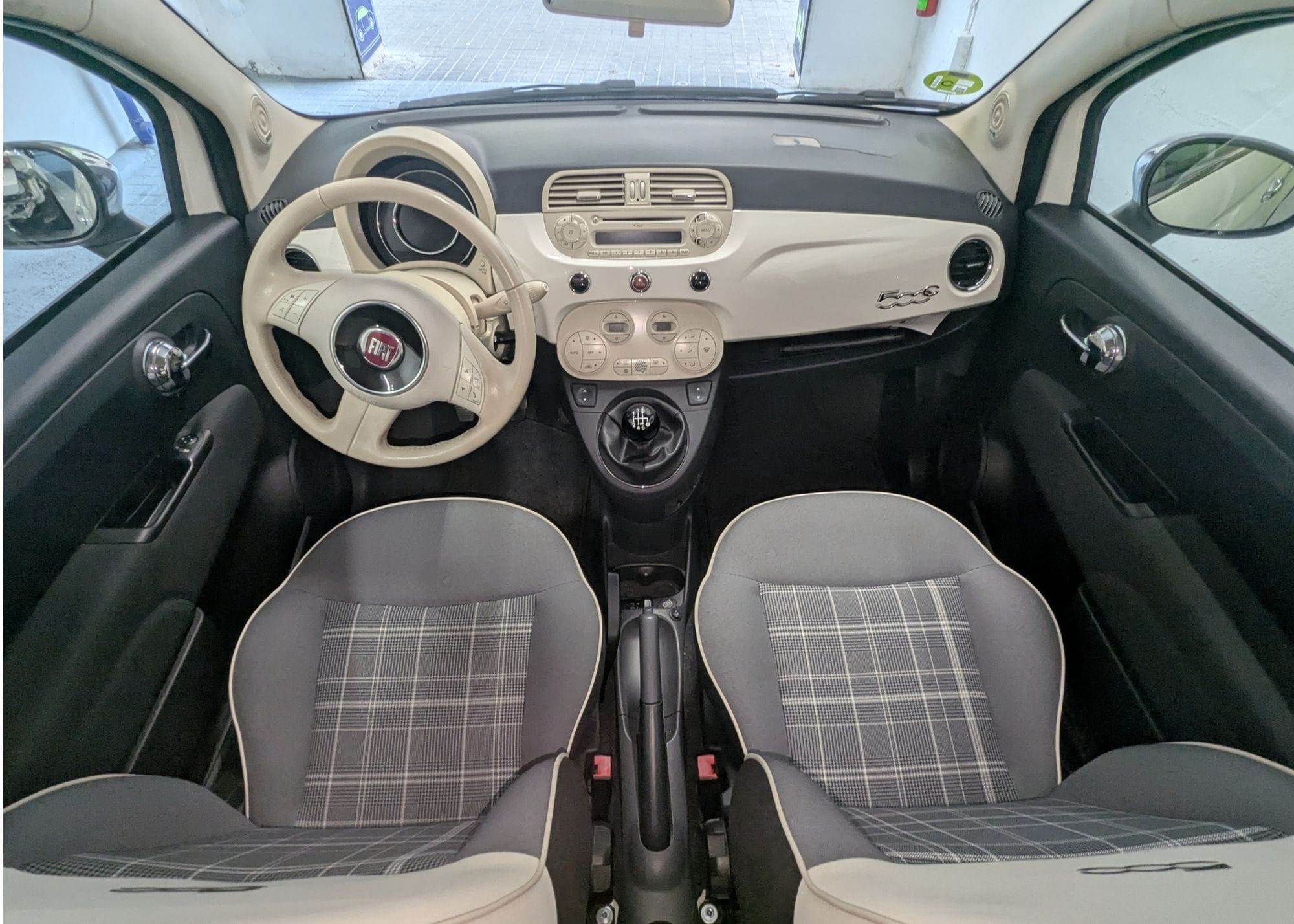 Fiat 500 Cabriolet con Control de velocidad