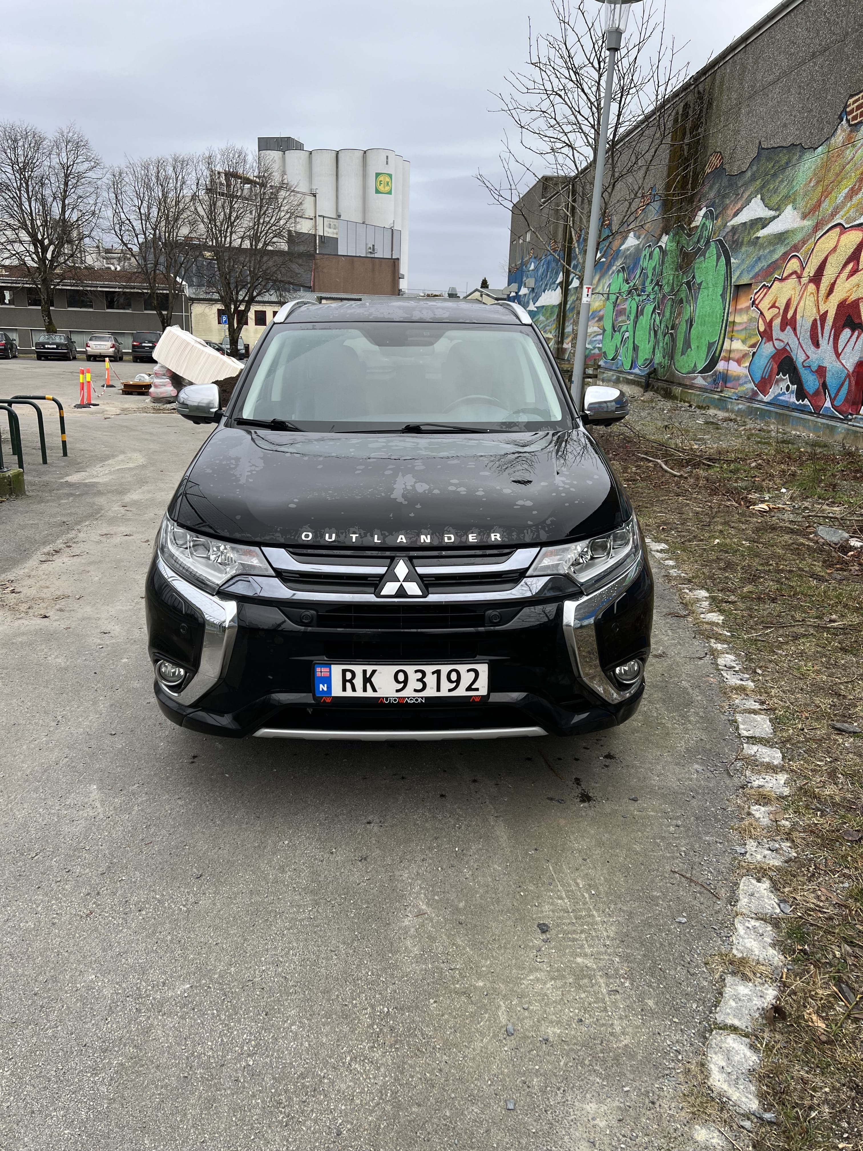 Mitsubishi Outlander Hybrid 2.0 PHEV 4WD INSTYLE+, 2015, Blyfri 95 / Elektrisk (hybrid), automatisk