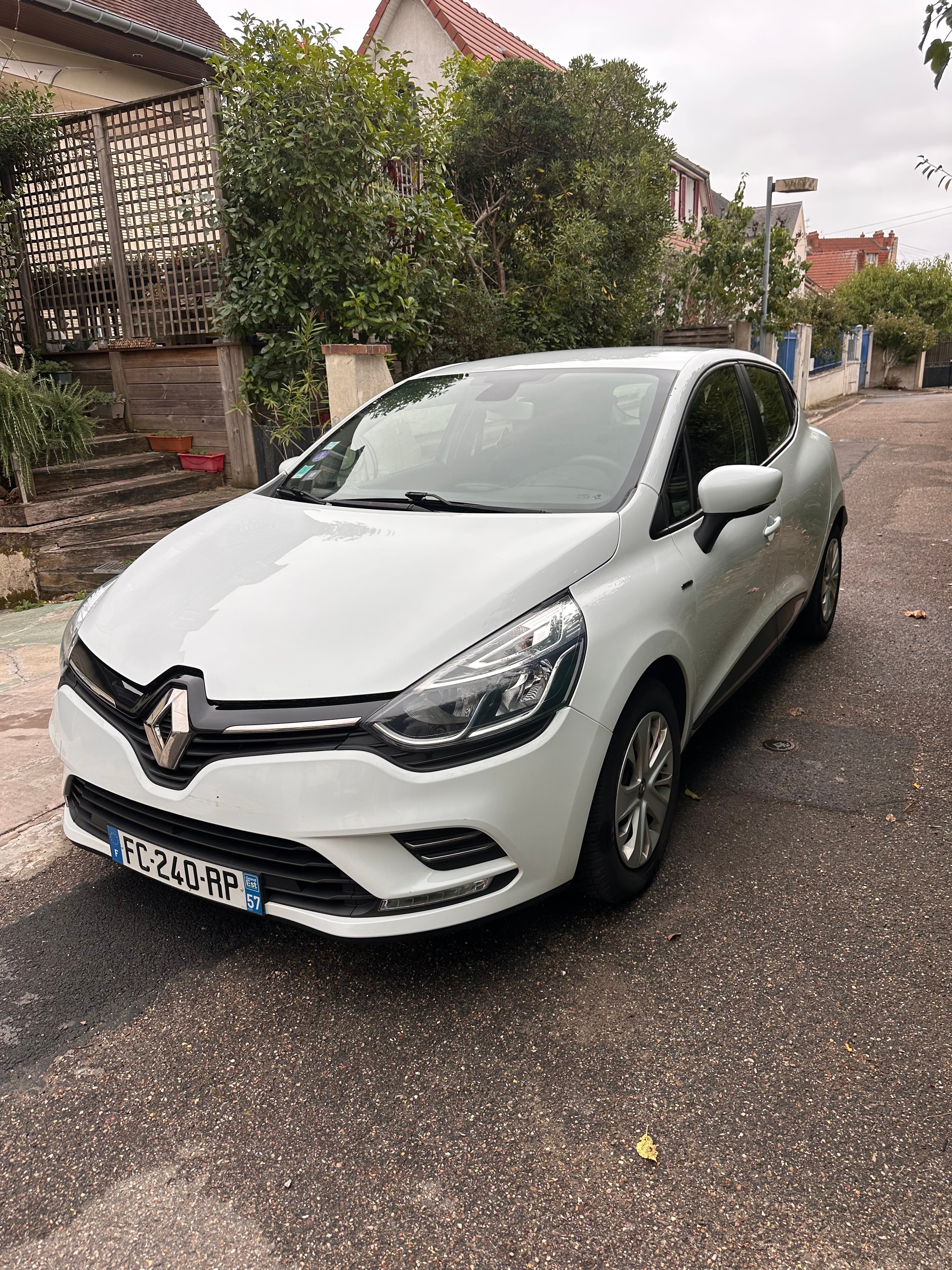 Renault Clio 4 0,9 tce, 2018, Essence 95