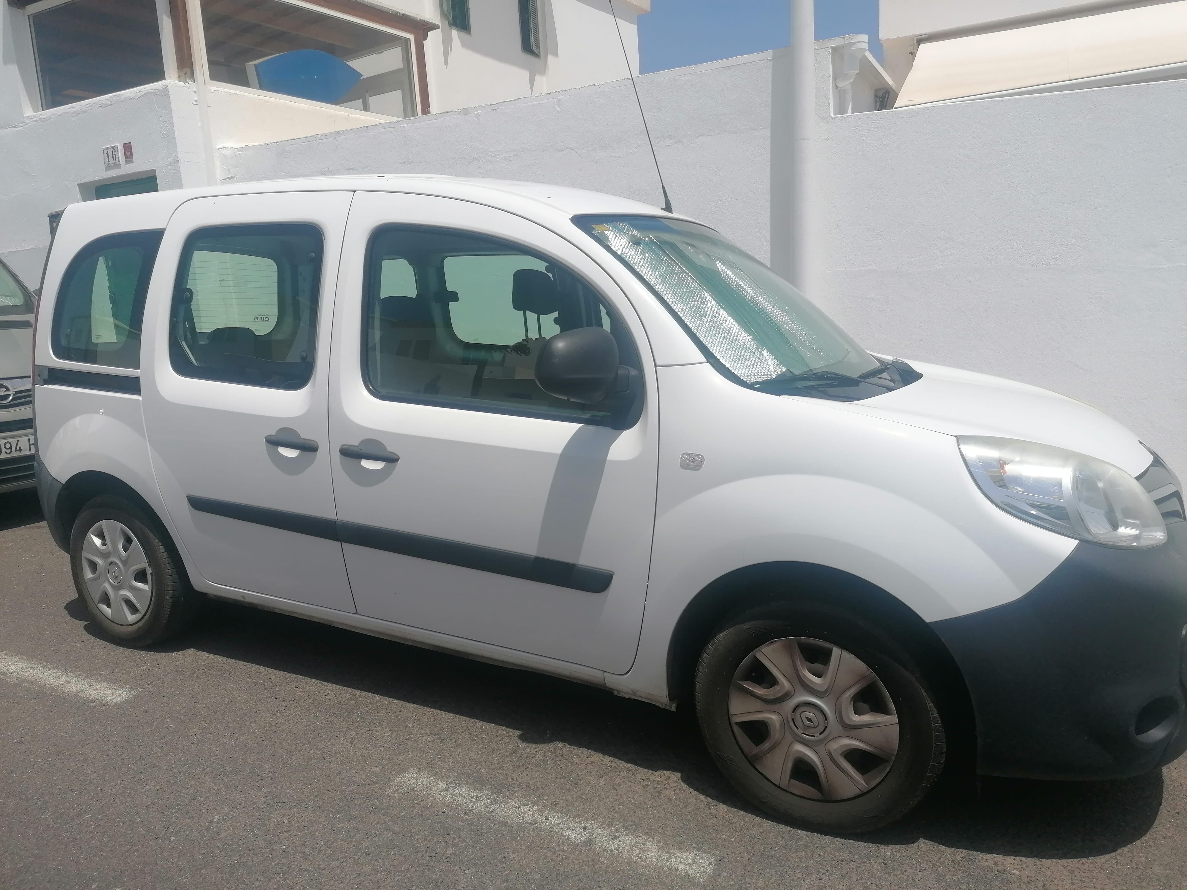 Renault Kangoo con Aire acondicionado