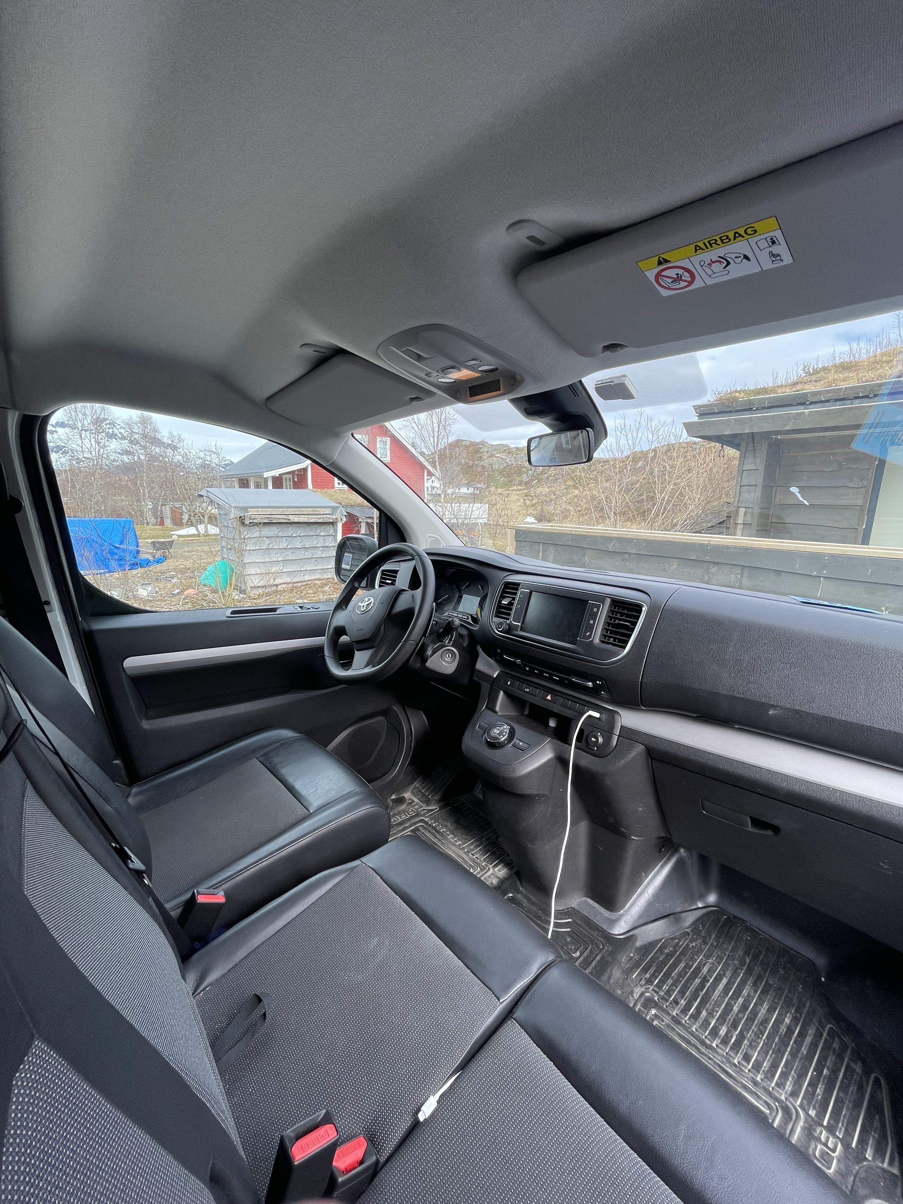 Toyota Proace Varebil Lang with Cruise control