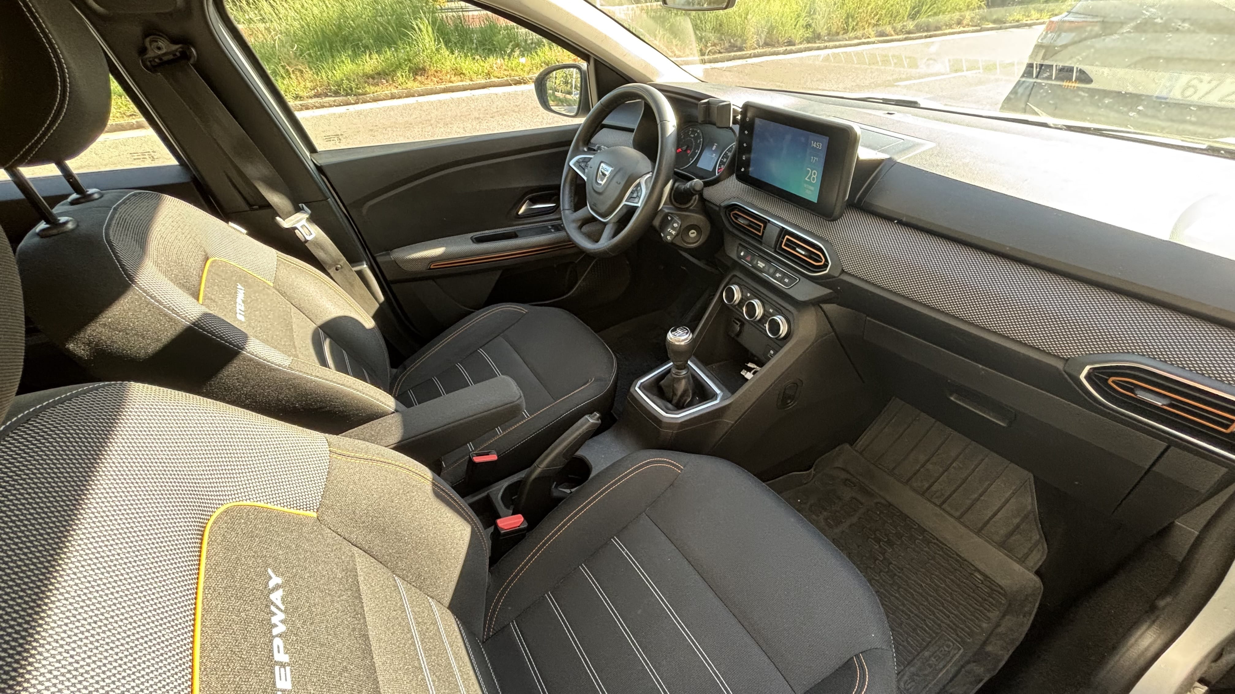 Dacia Sandero Stepway con Silla infantil