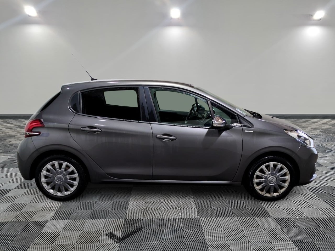 Peugeot 208 avec Climatisation