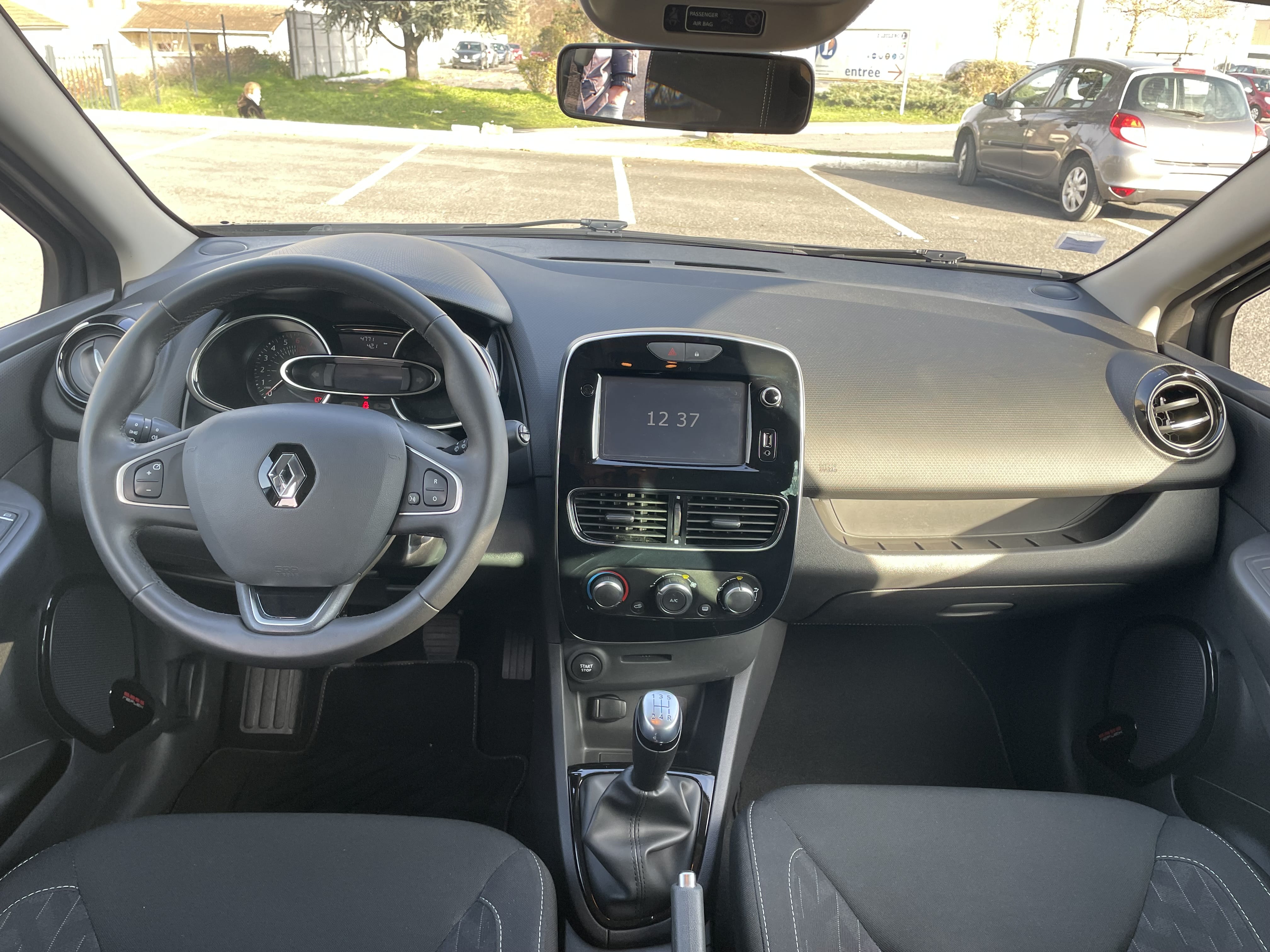 Renault Clio avec GPS