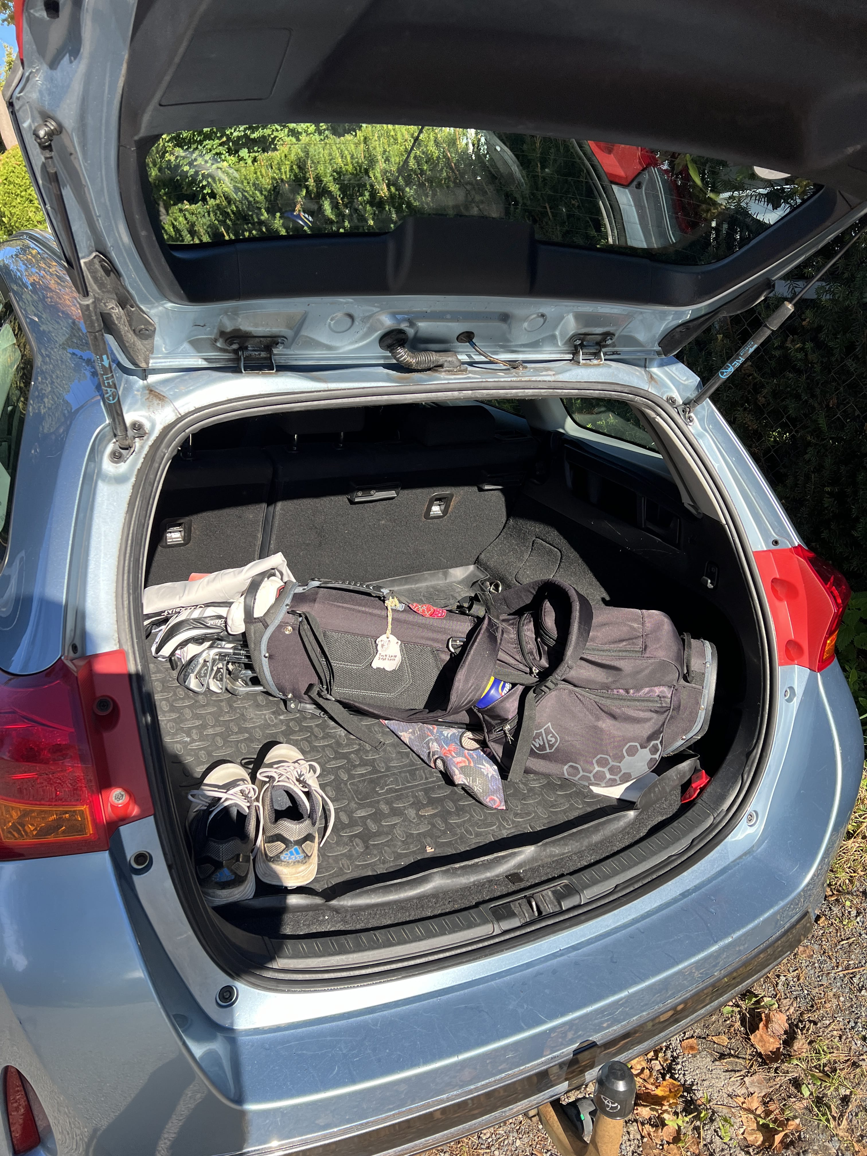 Toyota Auris with Bluetooth audio