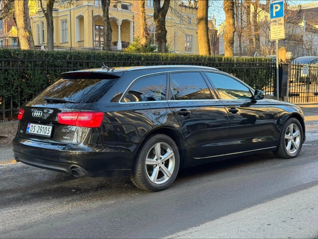 Audi A6 Avant med Ryggekamera
