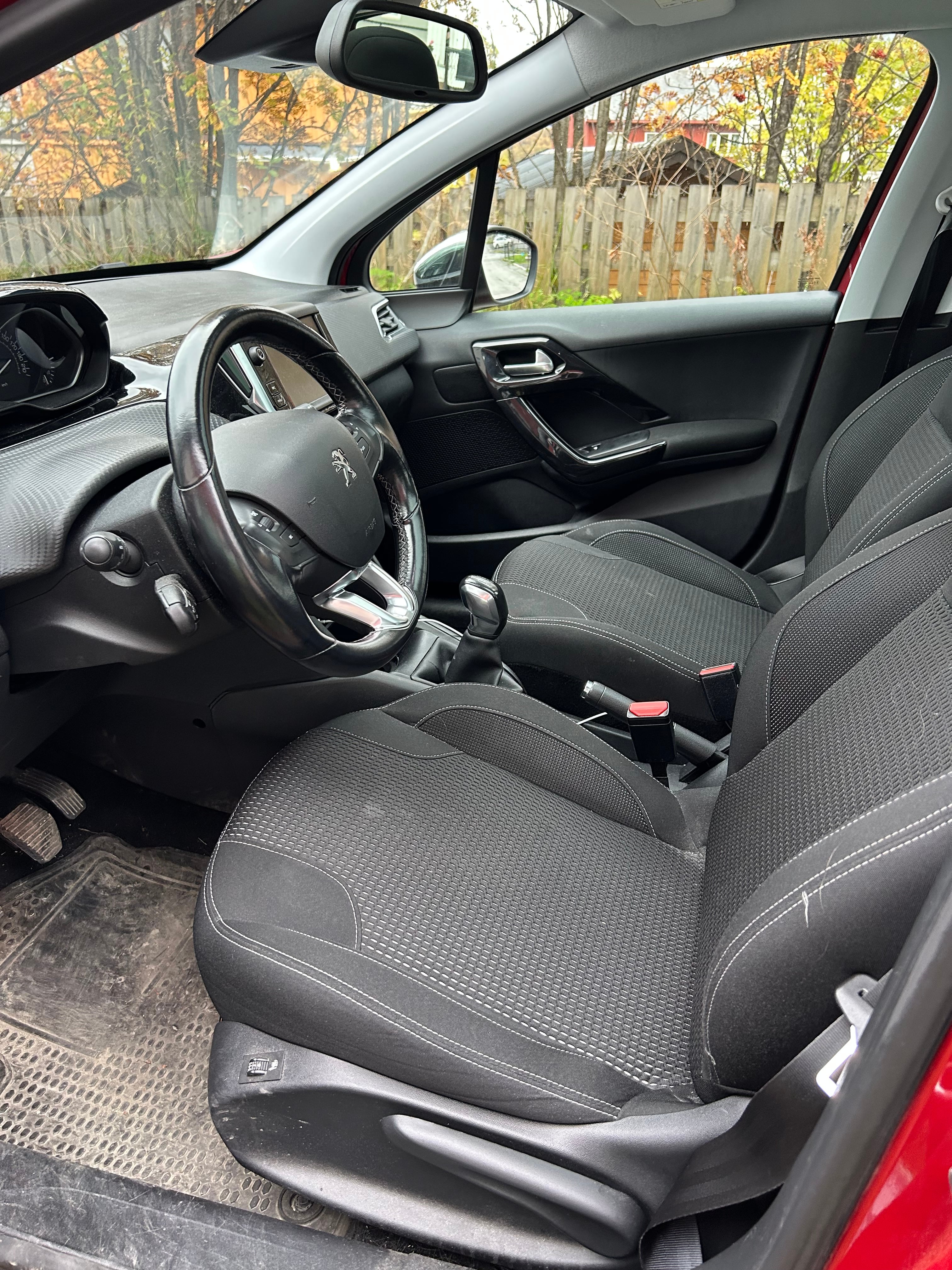 Peugeot 208 med Ryggekamera