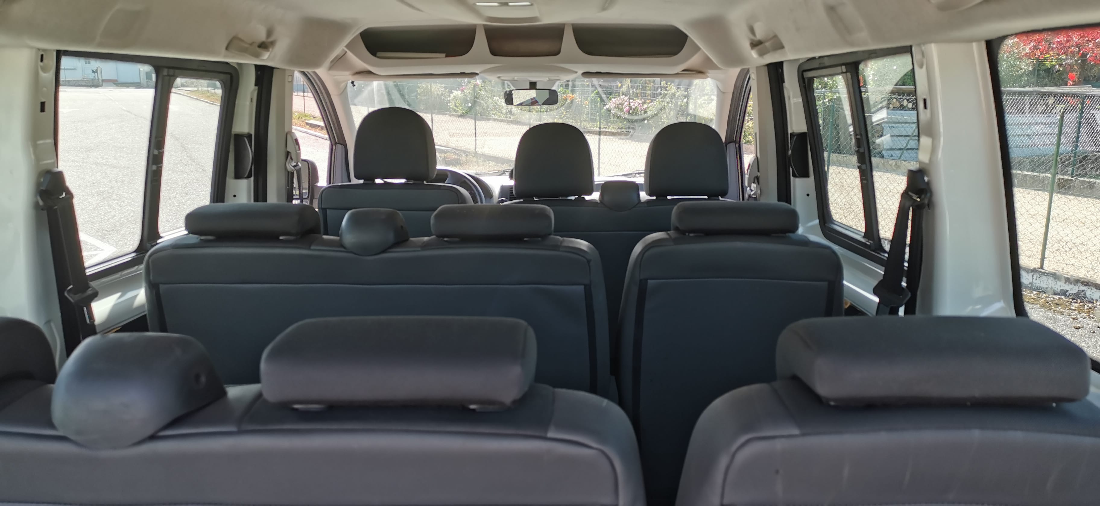 Peugeot Expert Tepee avec Attelage