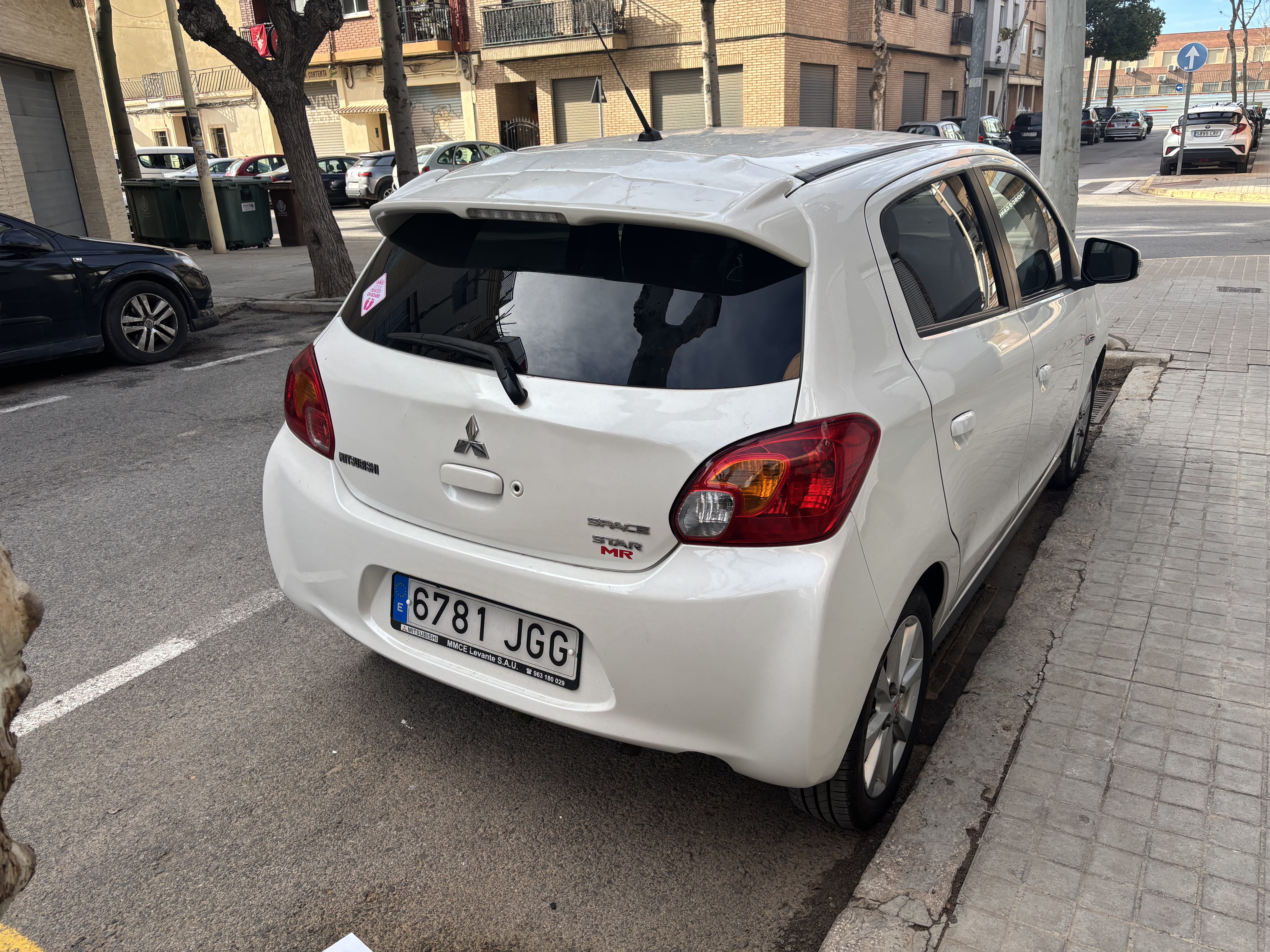 Mitsubishi Space Star con Dashcam