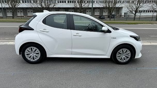 Toyota Yaris Hybride avec Climatisation