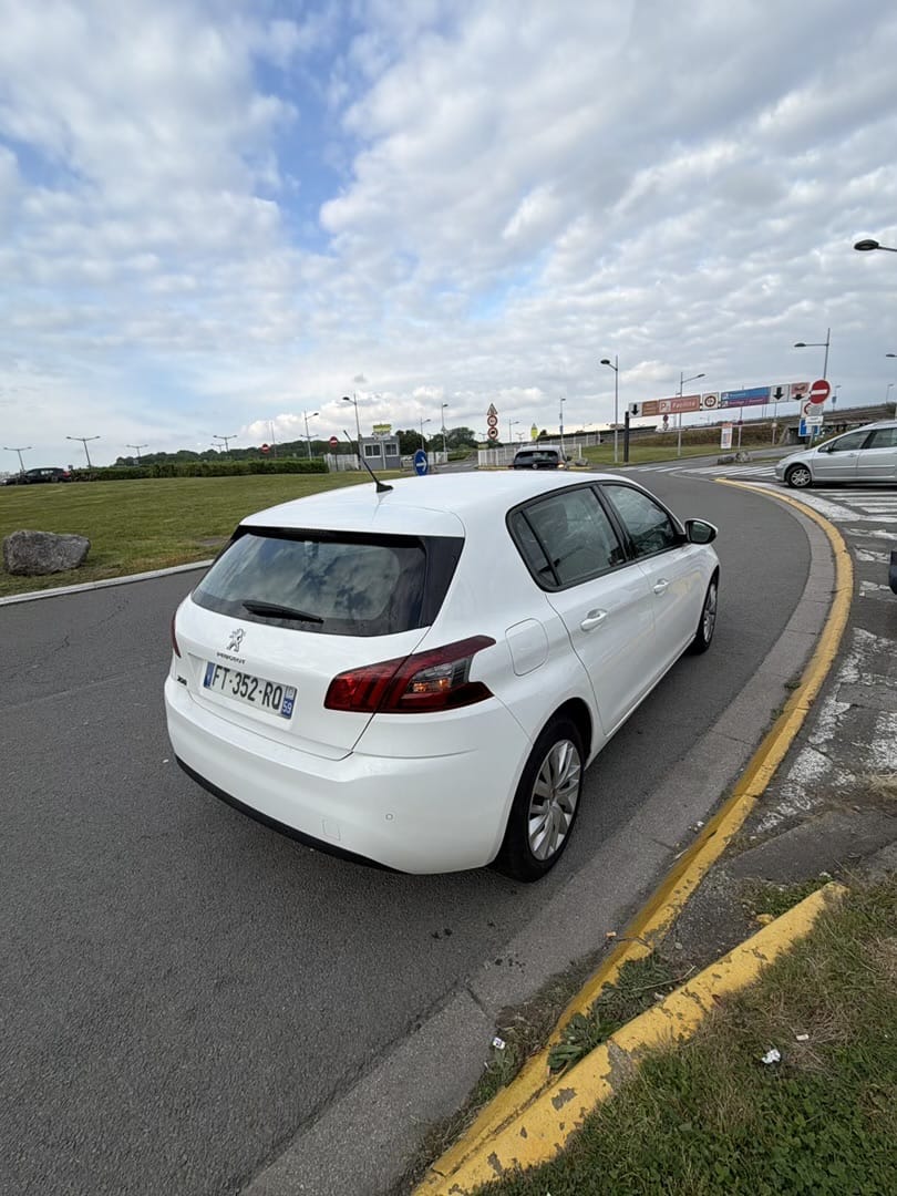 Peugeot 308 Société avec Audio Bluetooth