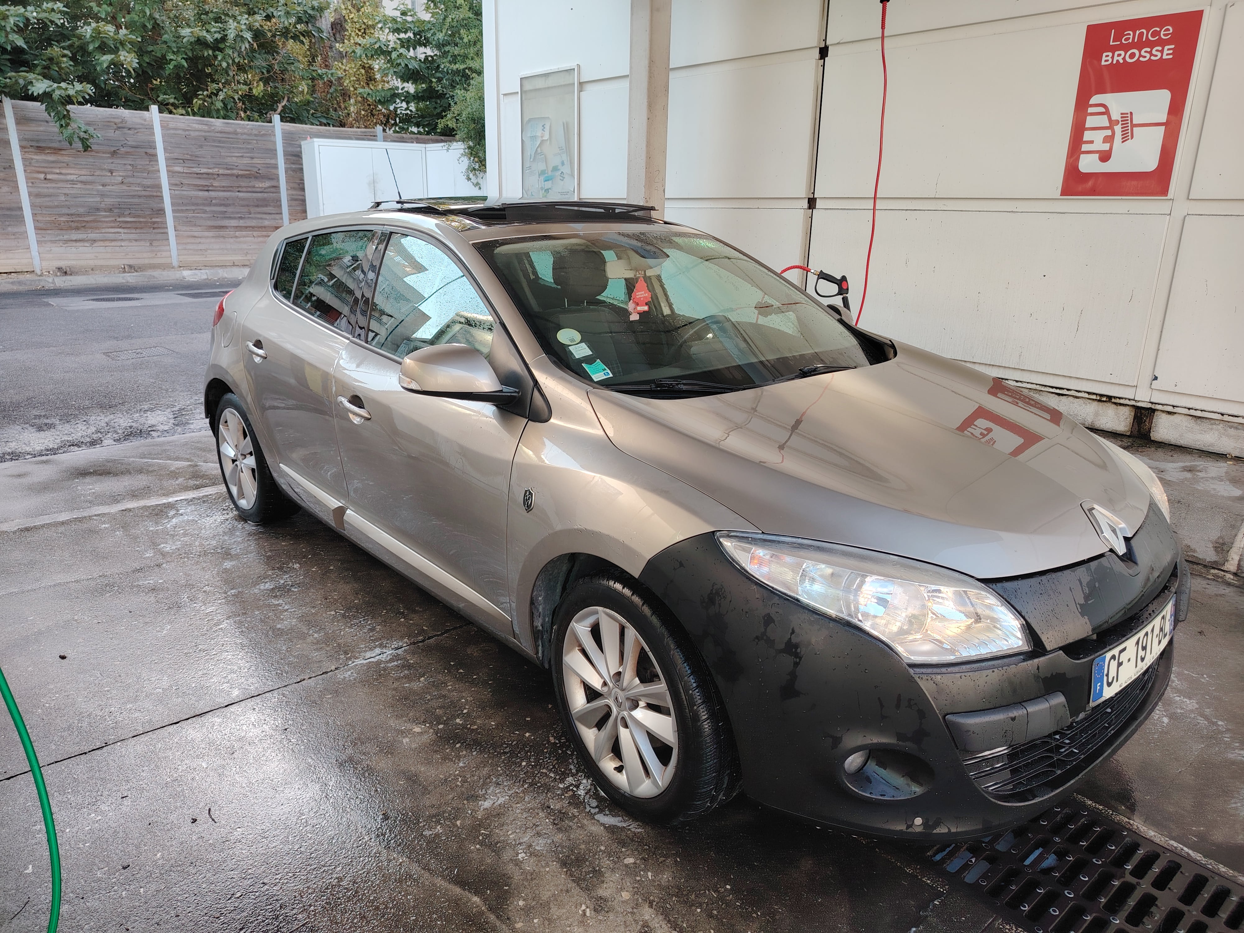 Renault Mégane 1.9 dci con Silla infantil
