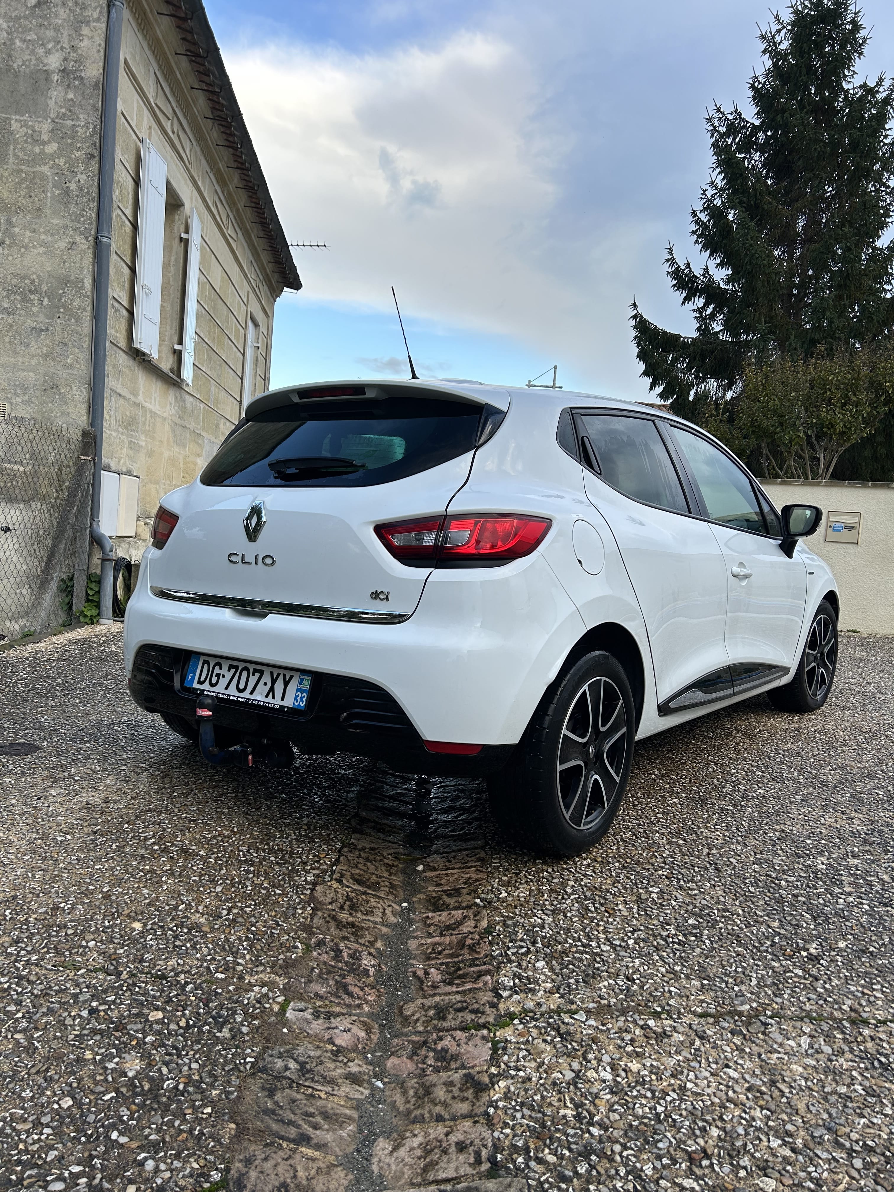 Renault Clio IV Limited avec GPS