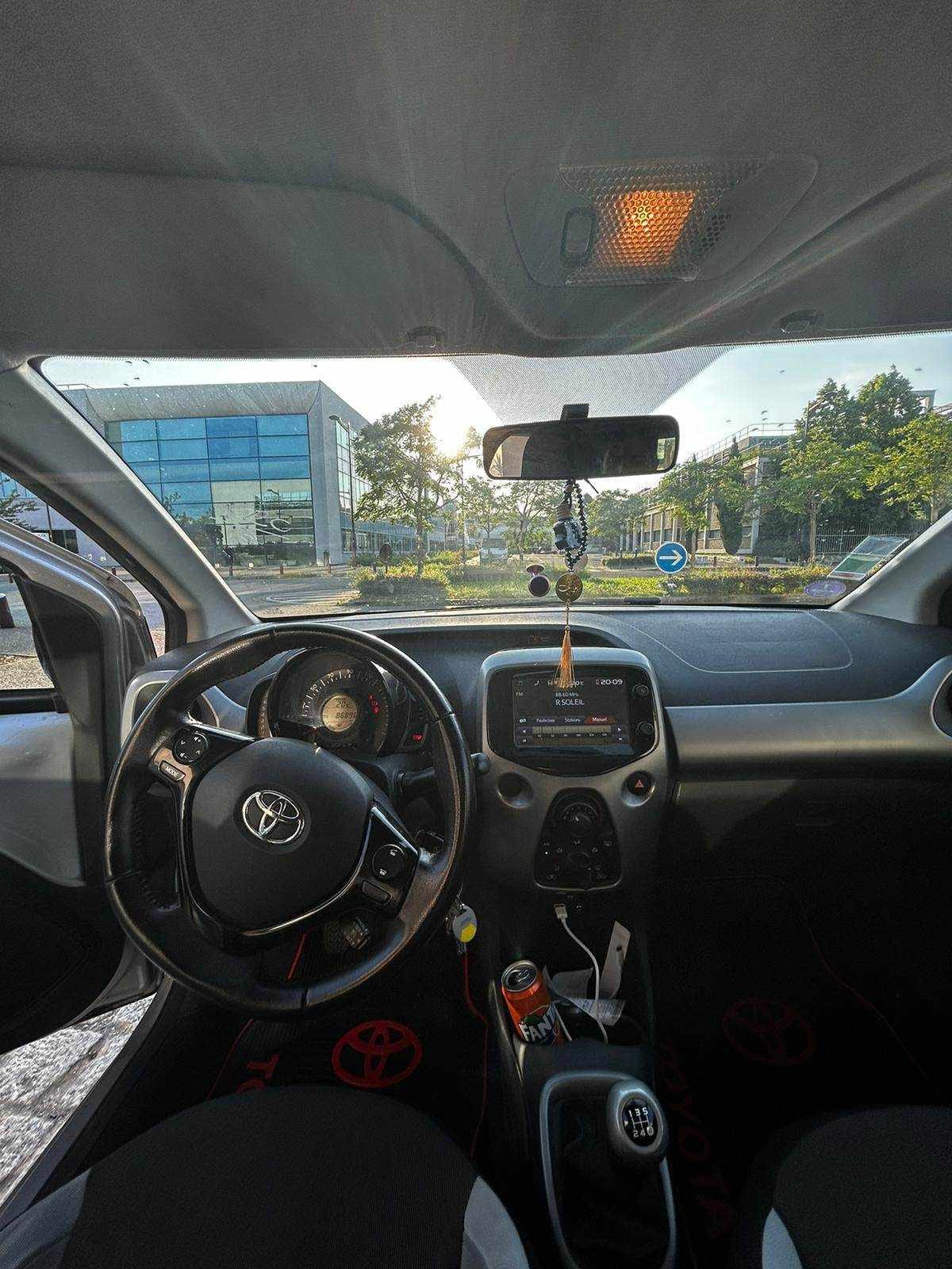 Toyota Aygo avec Régulateur de vitesse