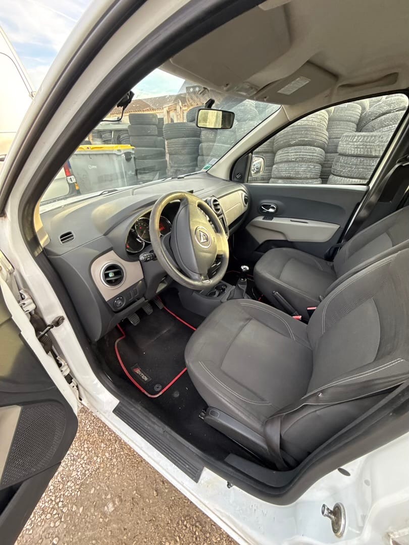 Dacia Lodgy