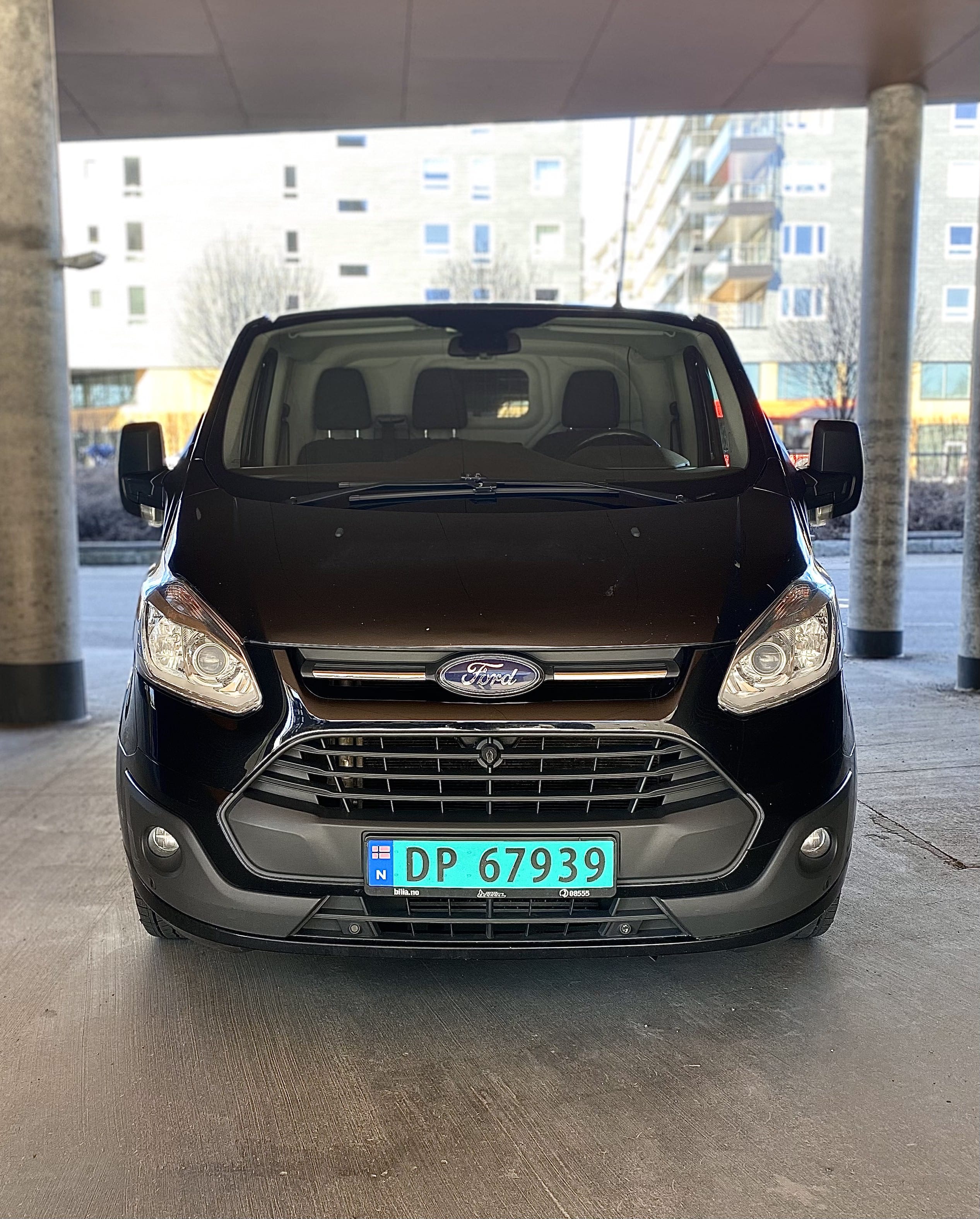 Ford Transit Custom Varebil med Vinterdekk
