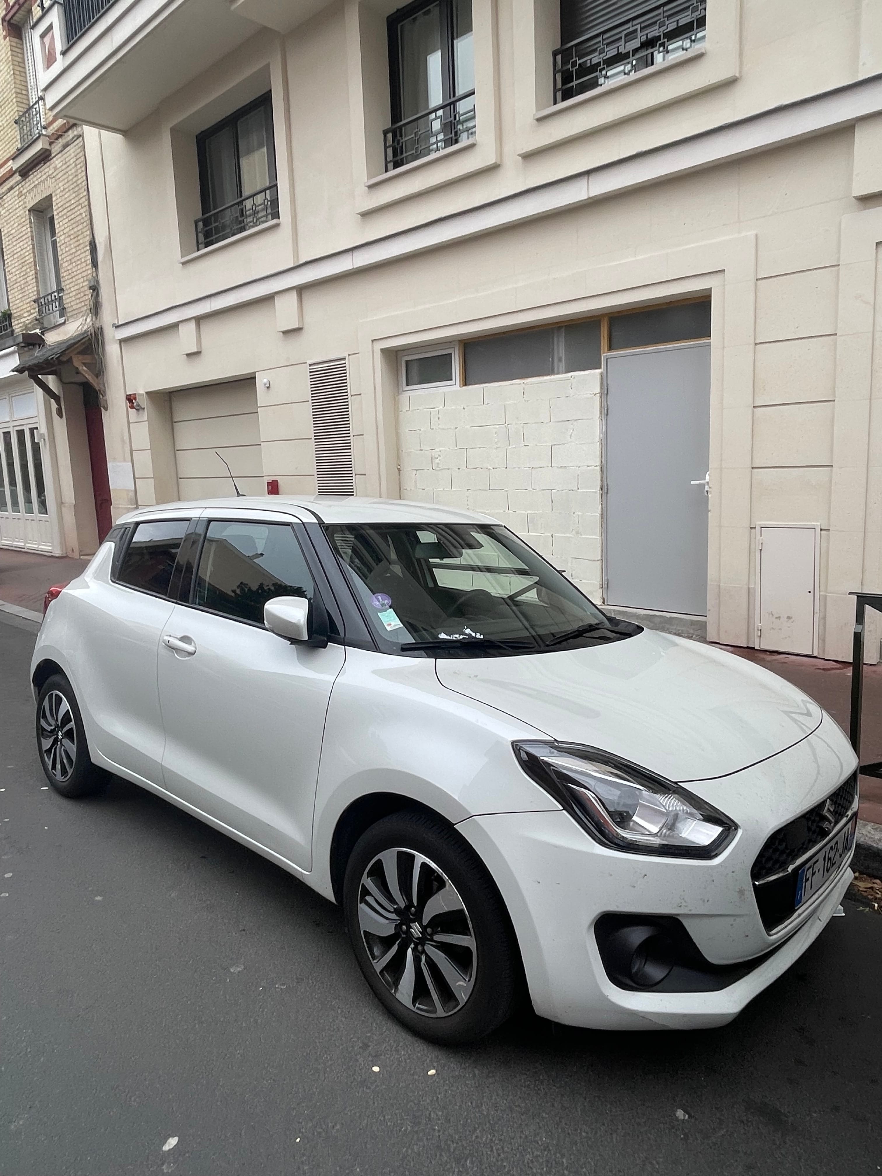 Suzuki Swift, 2019, Essence 95, automatique