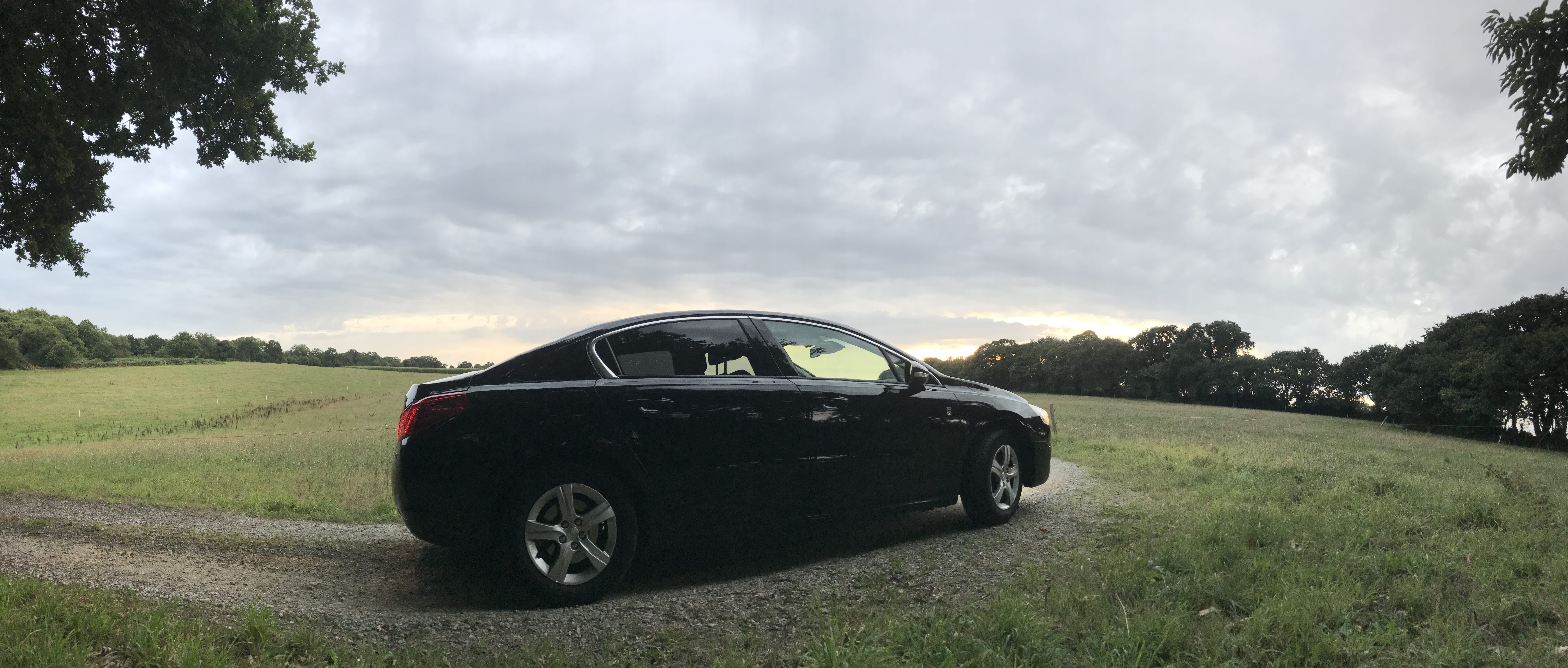 Peugeot 508 Hybrid4 avec Climatisation