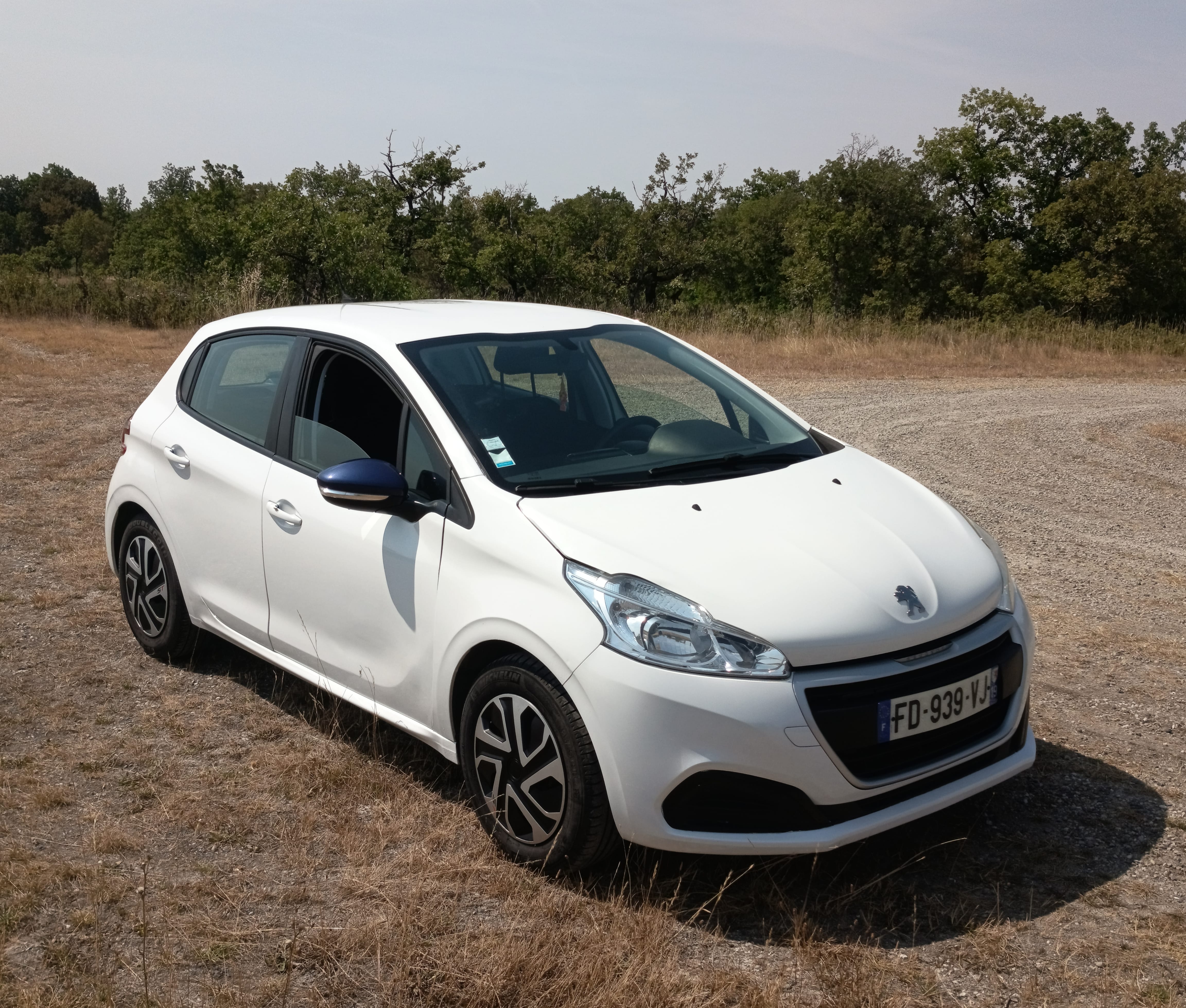 Peugeot 208, 2019, Essence 95