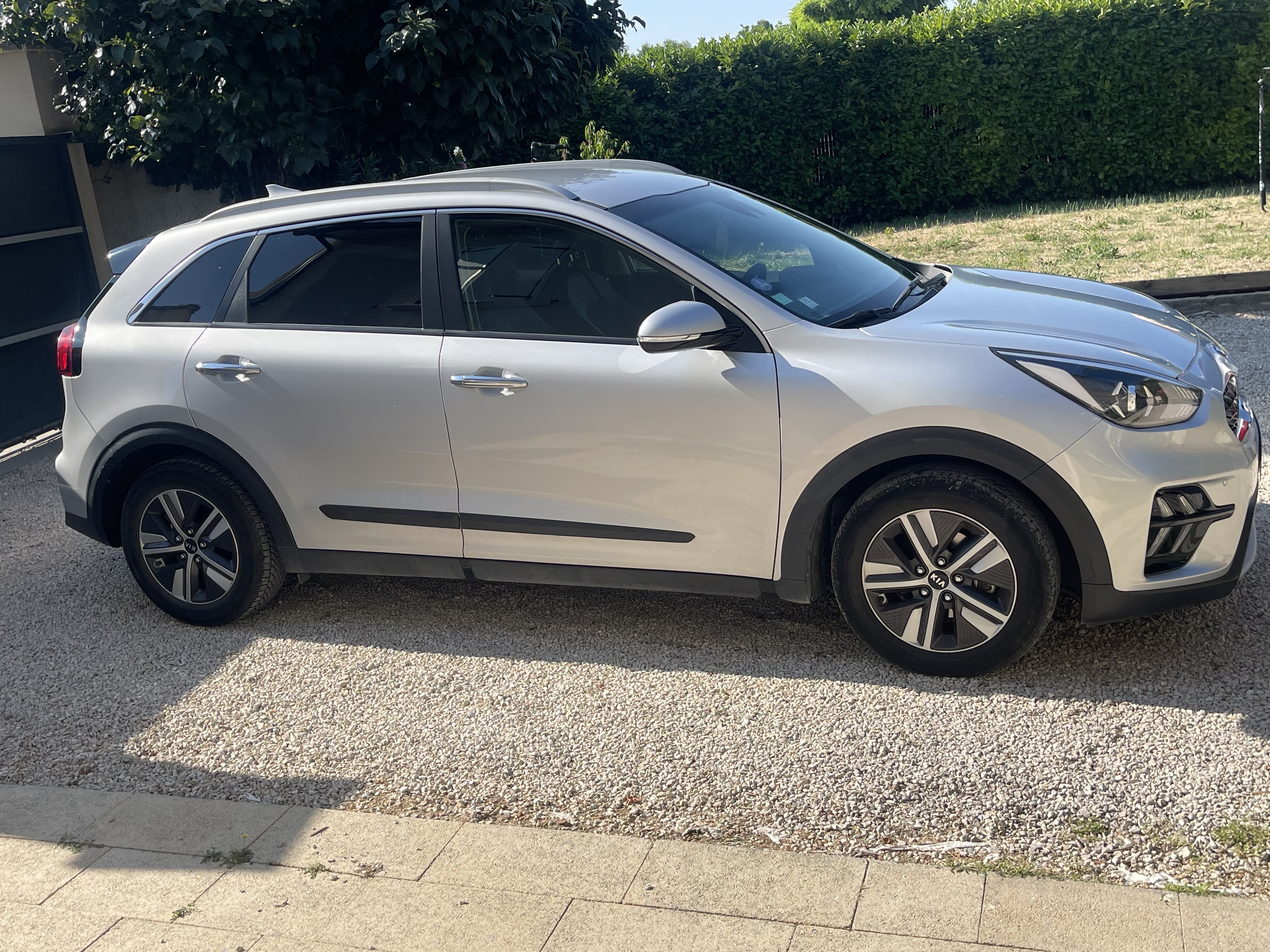 Kia Niro Hybride avec Climatisation