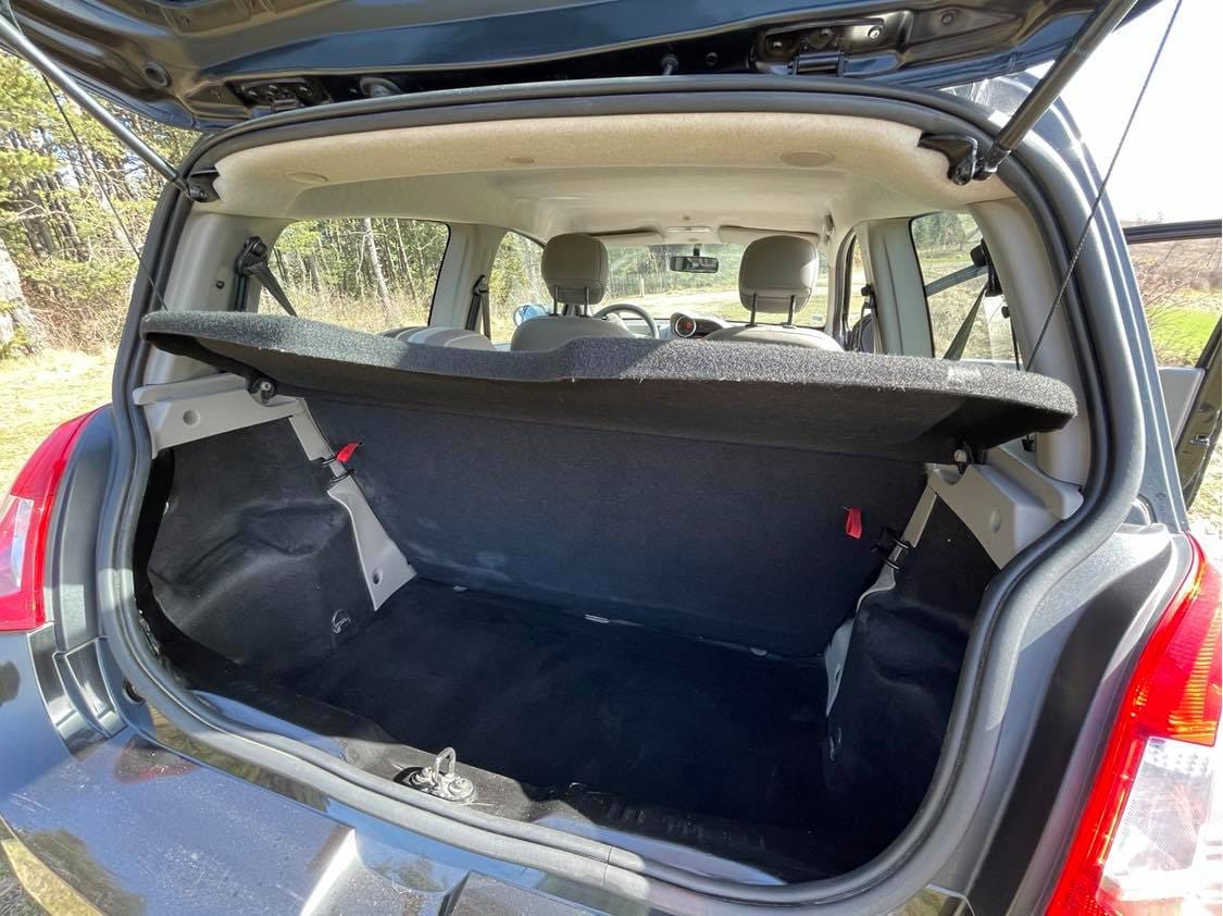 Renault Twingo II avec Siège bébé