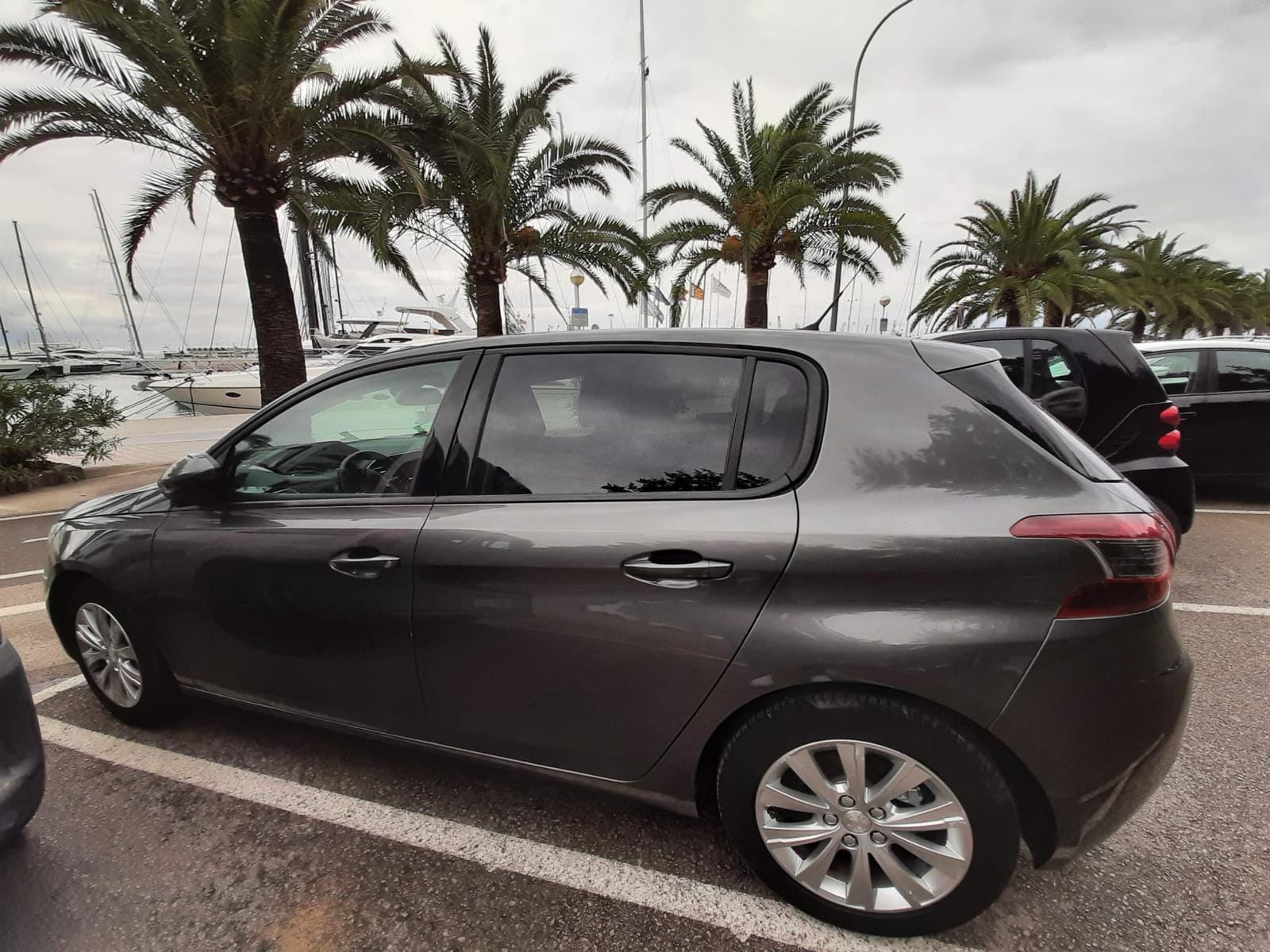 Peugeot 308 con Aire acondicionado