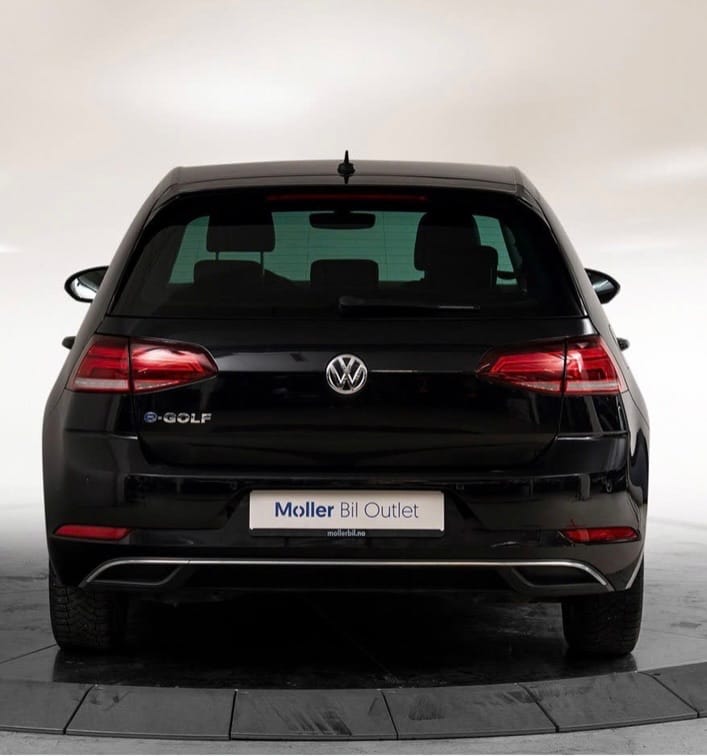 Volkswagen Golf mit Klimaanlage
