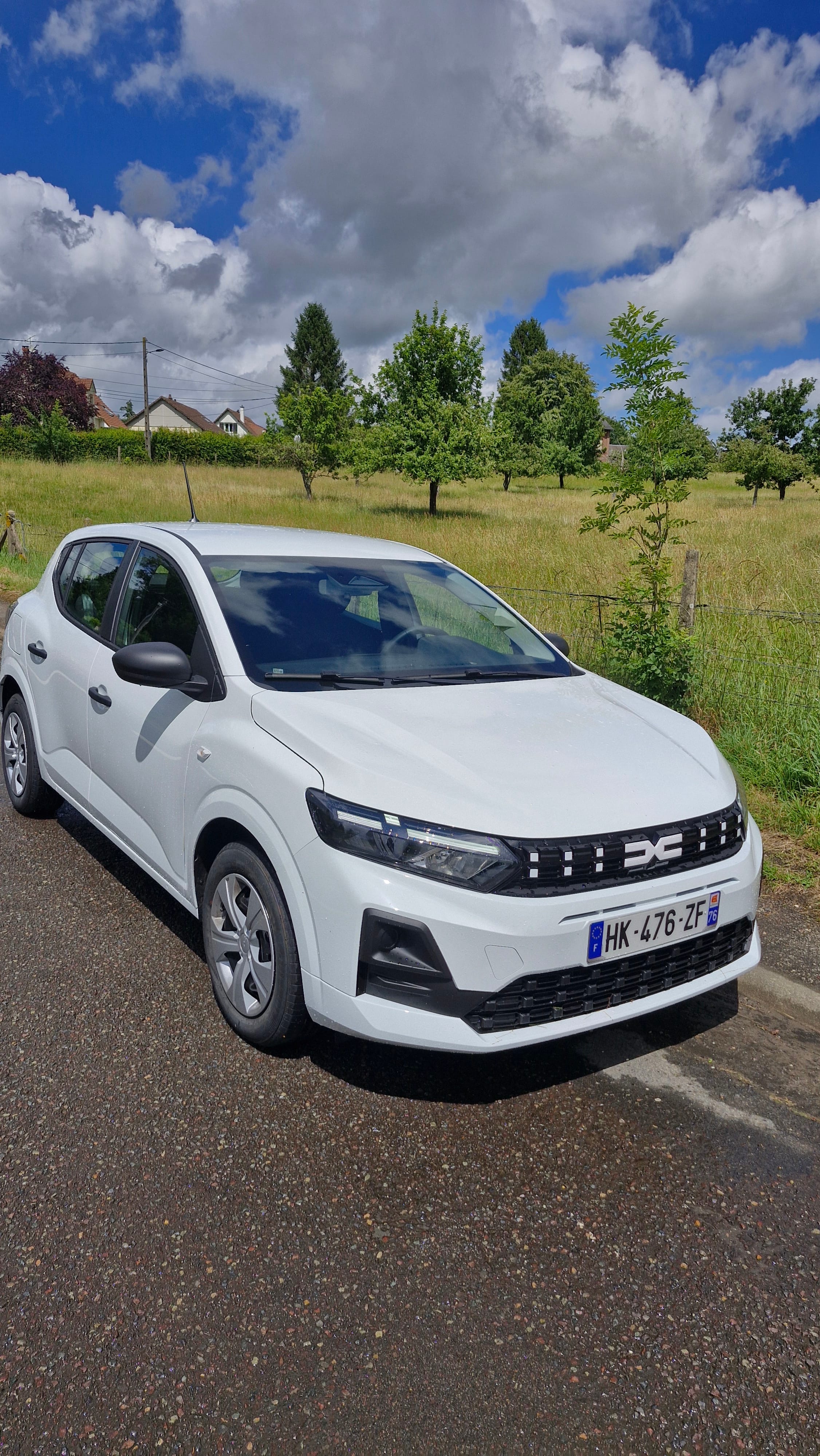 Dacia Sandero Essential, 2026, Essence 95