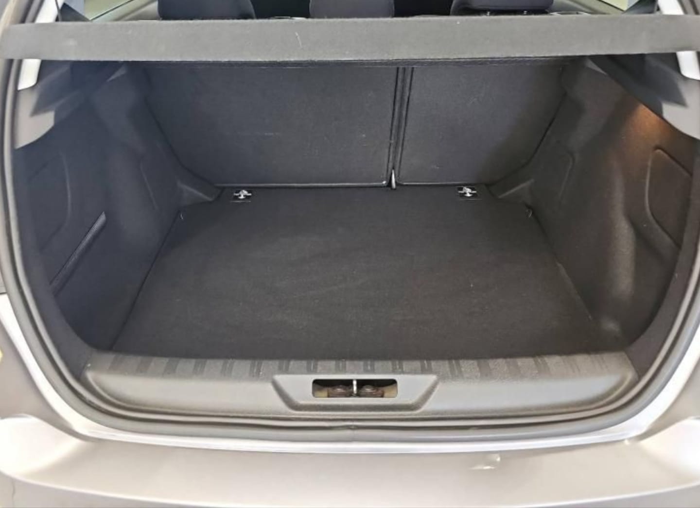 Peugeot 308 avec Apple CarPlay