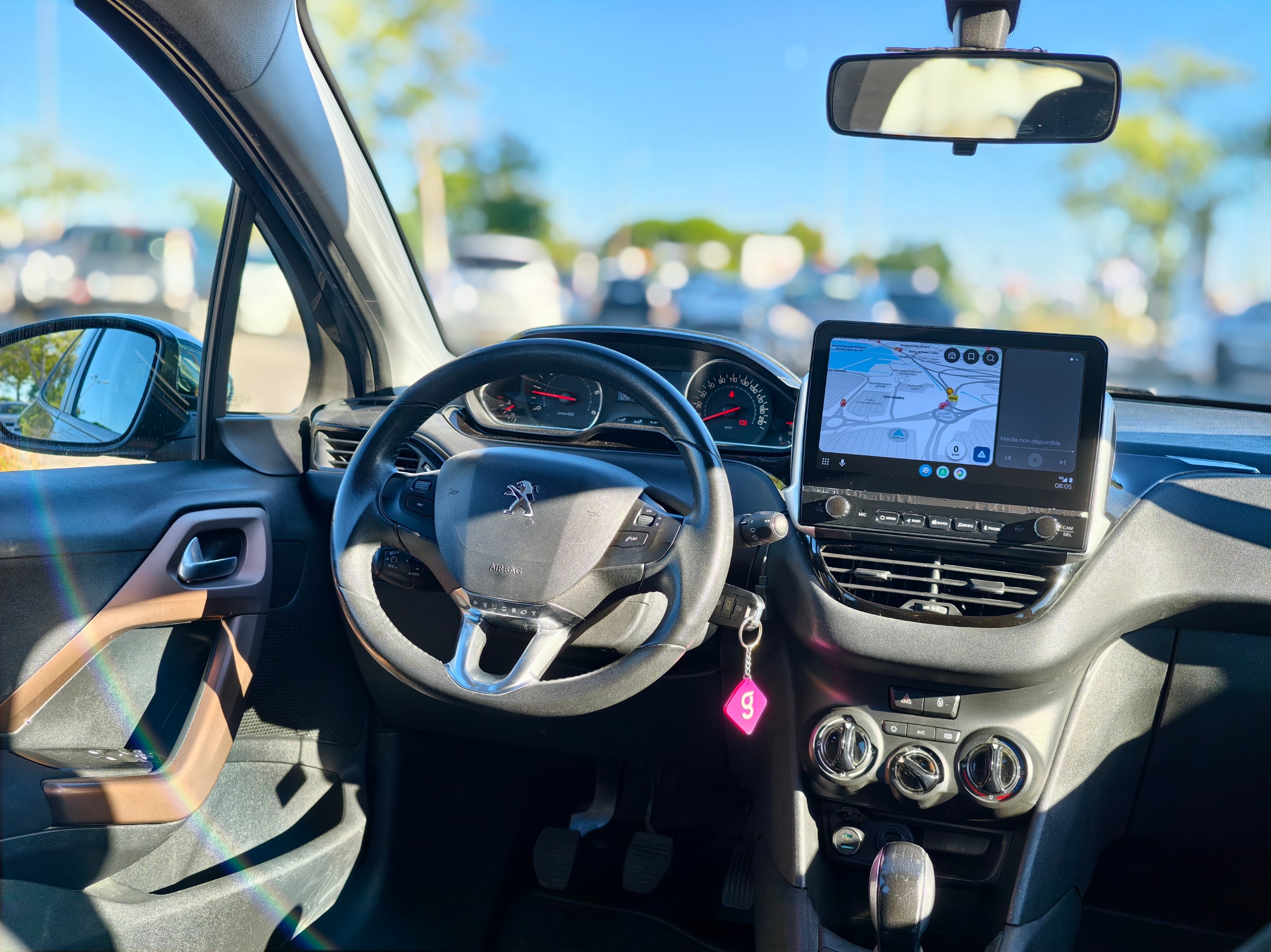 Peugeot 208 Aéroport de Marseille avec Régulateur de vitesse