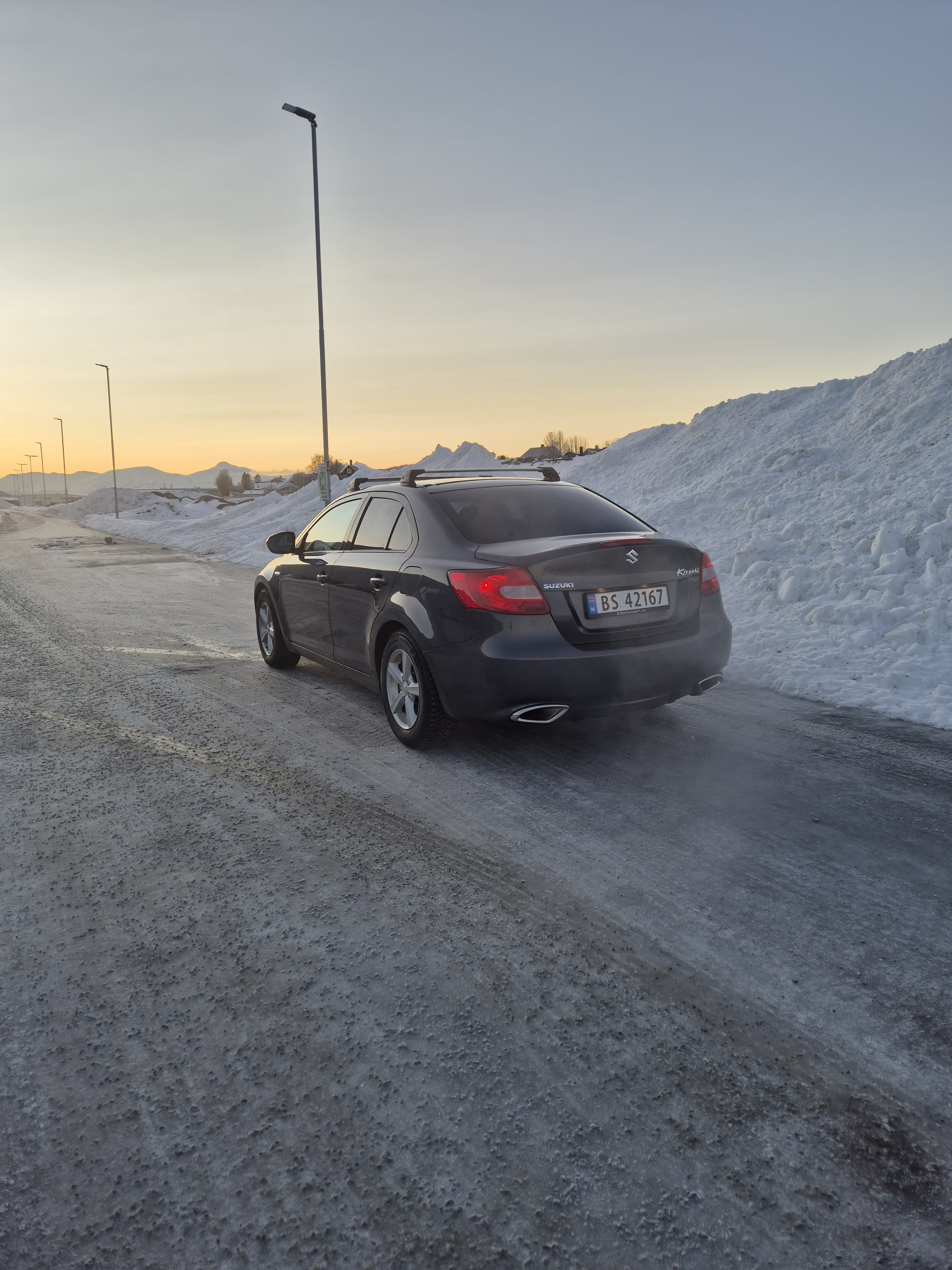 Suzuki Kizashi 2,4 4wd mit Tempomat