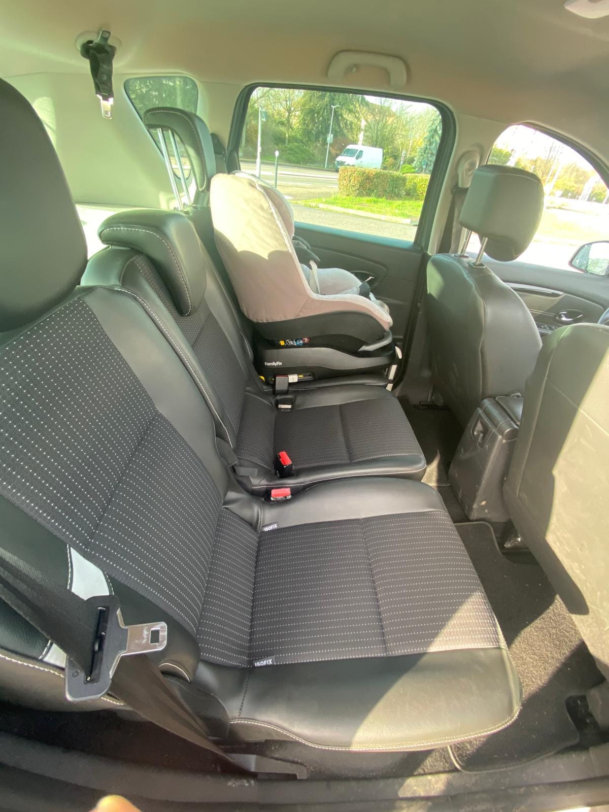 Renault Scenic Scenic Auto gare RER A