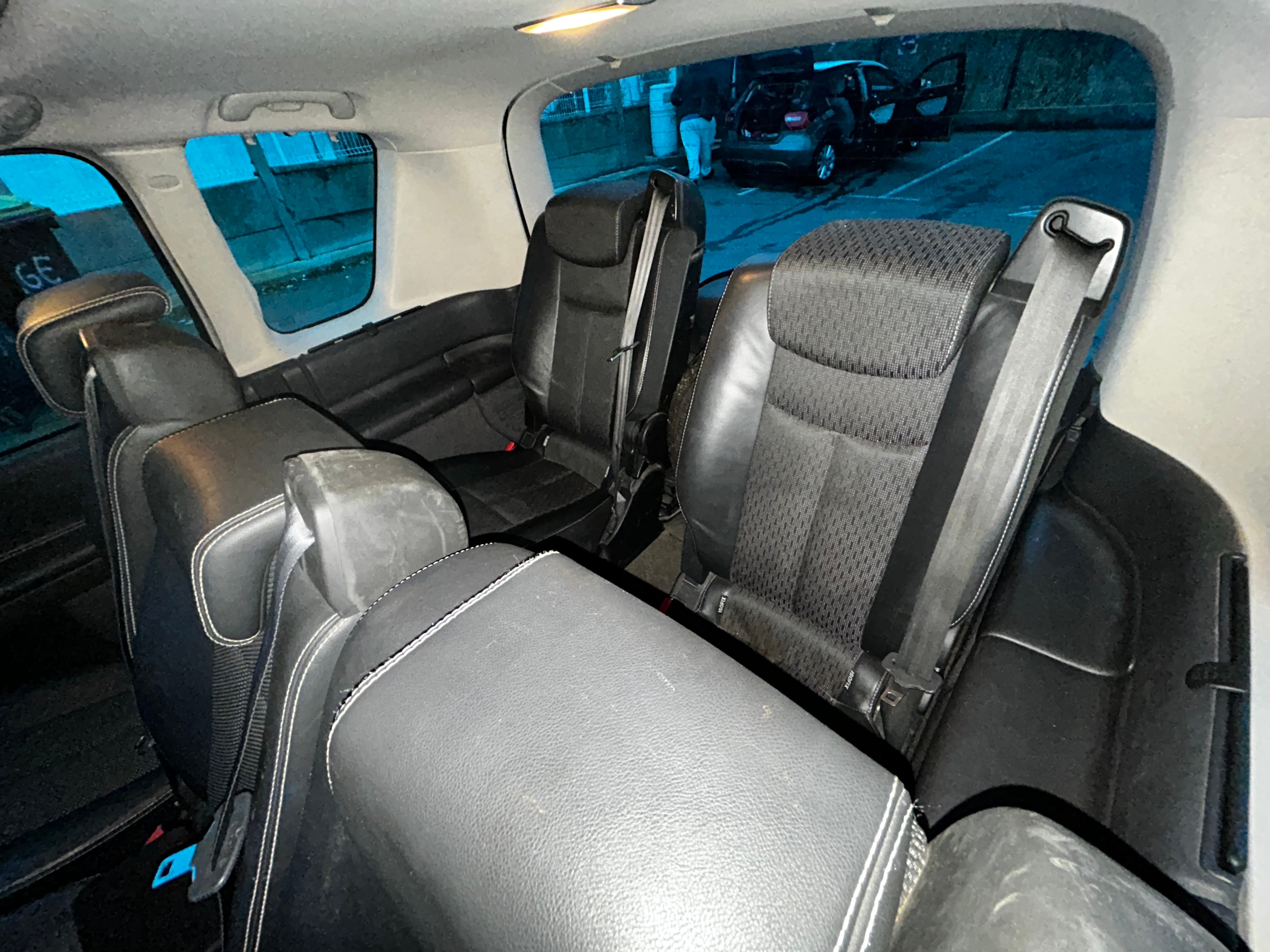 Renault Espace met Sneeuwkettingen
