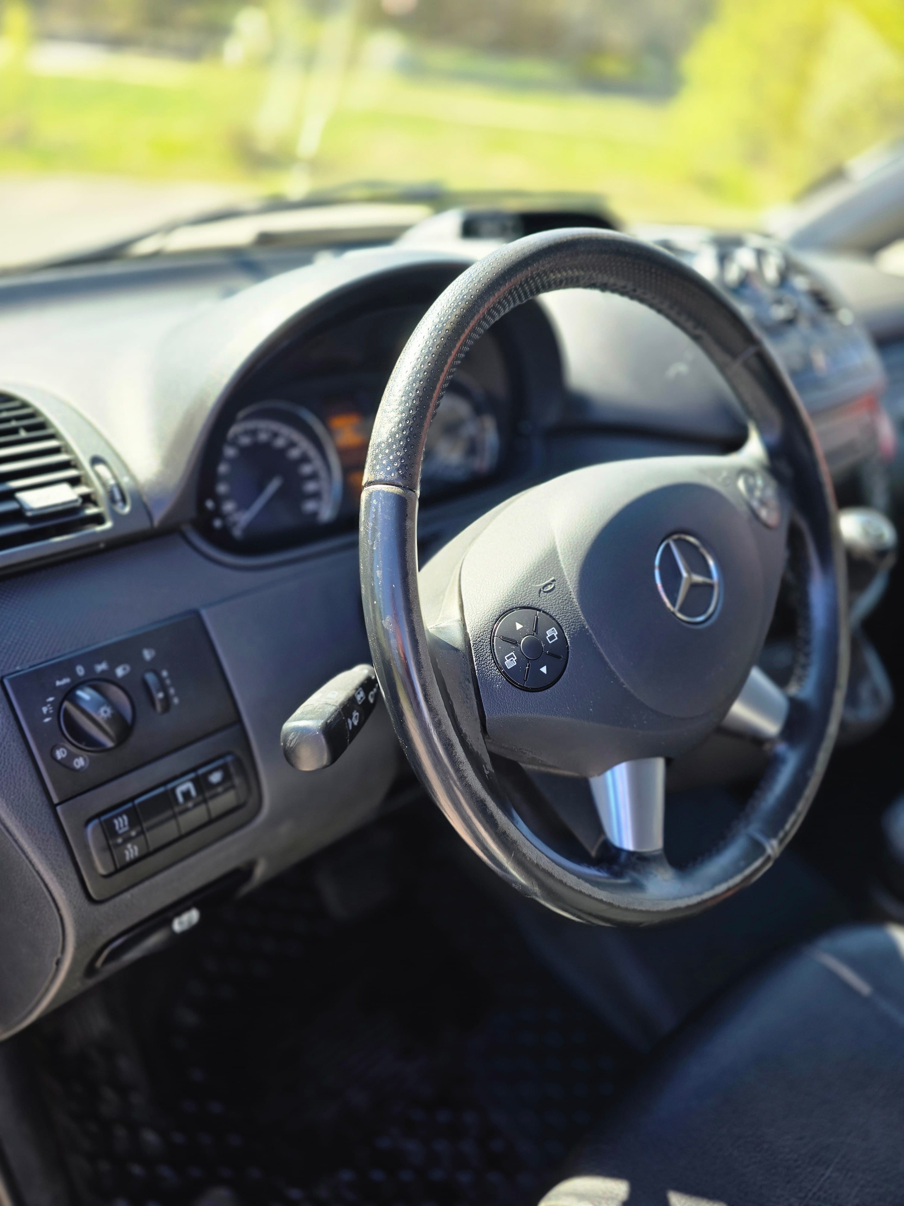 Mercedes-Benz Vito 4MATIC Varebil med Firehjulstrekk