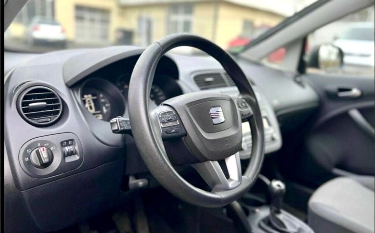 Seat Altea mit Autoradio