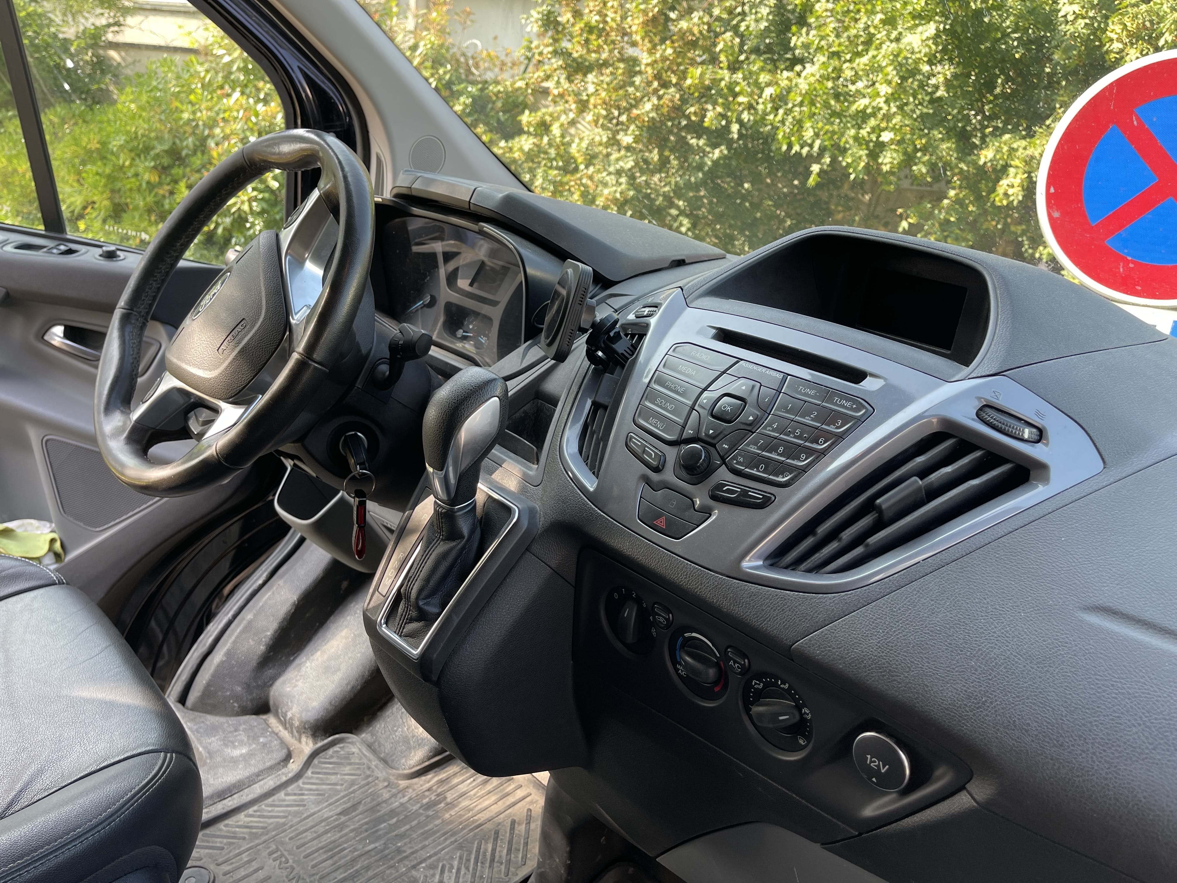 Ford Transit Custom Fourgon avec Chaines