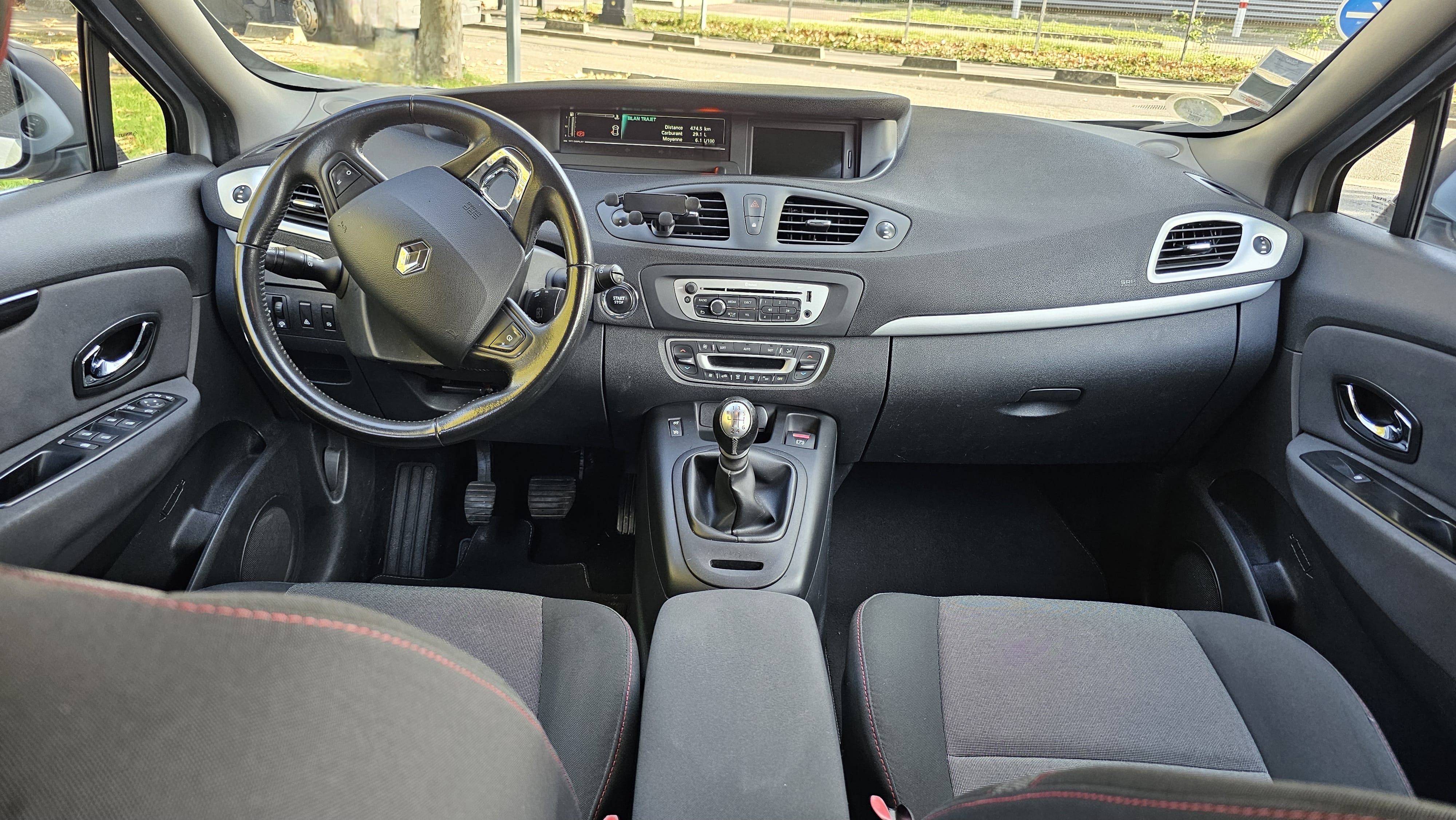 Renault Mégane Grand Scenic III phase II 7 places 1.5 Dci 110Ch avec Régulateur de vitesse