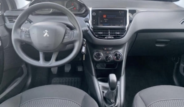 Peugeot 208 avec GPS
