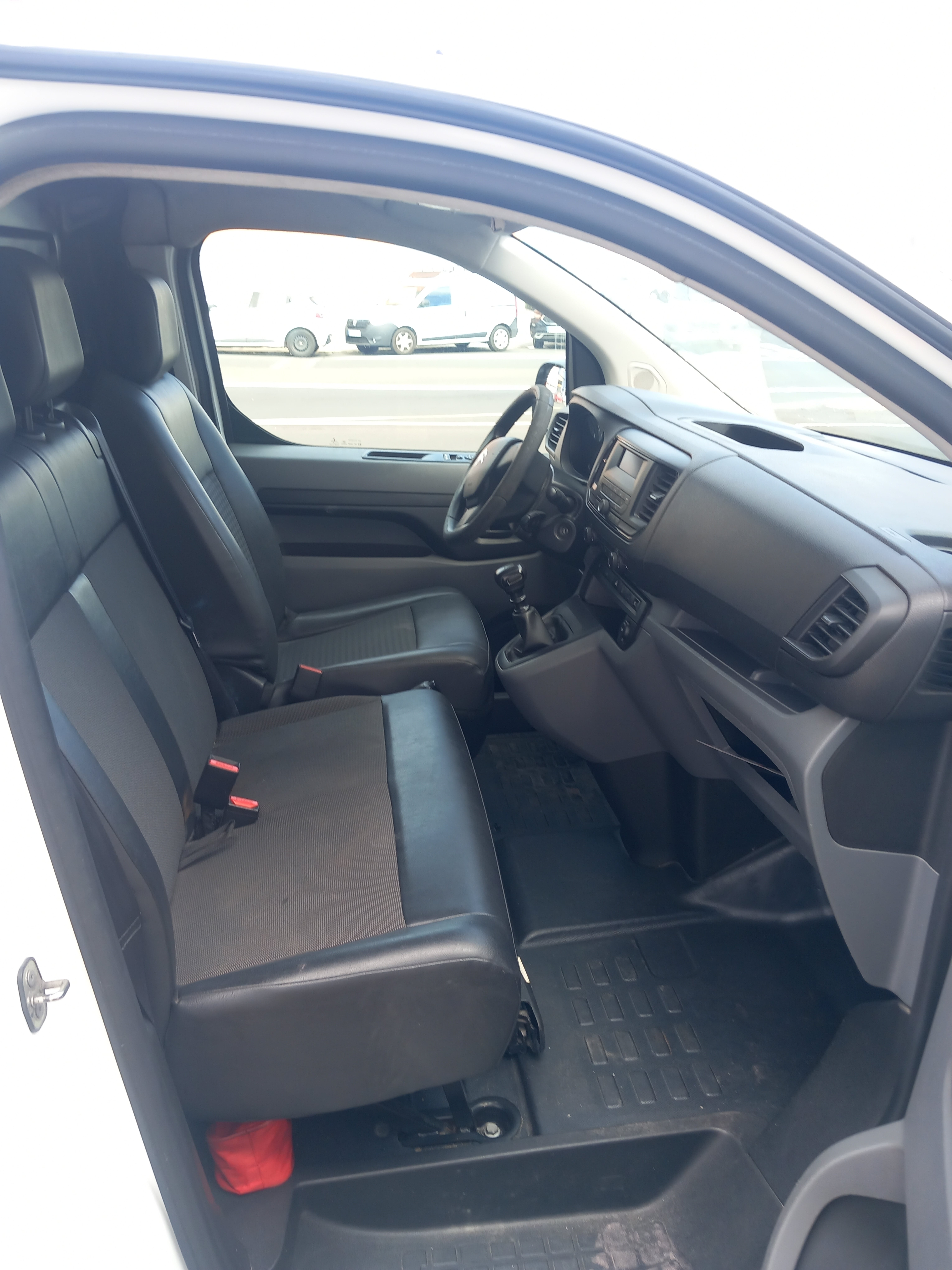 Citroen Jumpy con Radio 